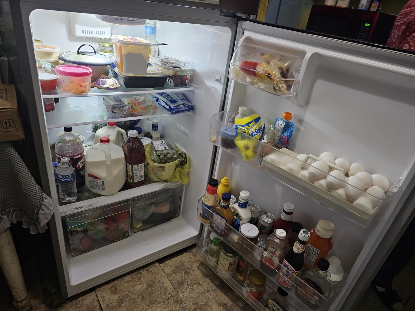Upstreman 17.6 Cu.Ft Top Freezer Refrigerator Large Capacity Refrigerator, Frost Free, ENERGY STAR, Adjustable Thermostat, Fingerprint Resistant Stainless Steel, Reversible Door - Customer Photo 2