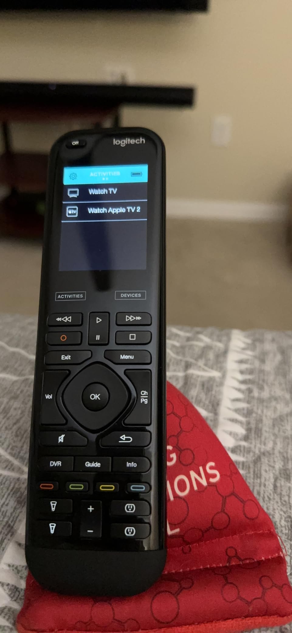 Logitech Harmony Elite Remote Control, Hub and App, Ultimate Control and Seamless Device Integration - Customer Photo 2
