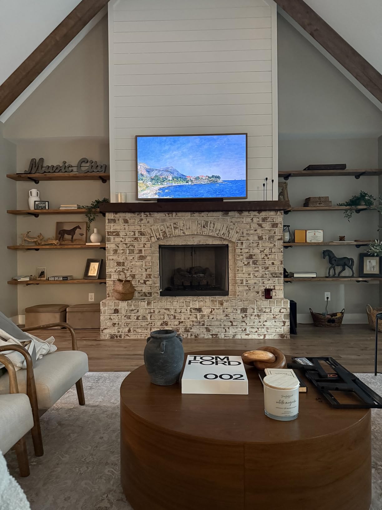 Hisense 65-Inch Class QLED 4K S7N CanvasTV™ Series Dolby Vision HDR Google Smart TV (65S7N) - 144Hz, Art Mode, Anti-Glare Panel, Hi-Matte Display, Frame & UltraSlim Wall Mount Included Customer Review Hisense 65-Inch Class QLED 4K S7N CanvasTV™ Series Dolby Vision HDR Google Smart TV (65S7N) - 144Hz, Art Mode, Anti-Glare Panel, Hi-Matte Display, Frame & UltraSlim Wall Mount Included - Customer Photo 1