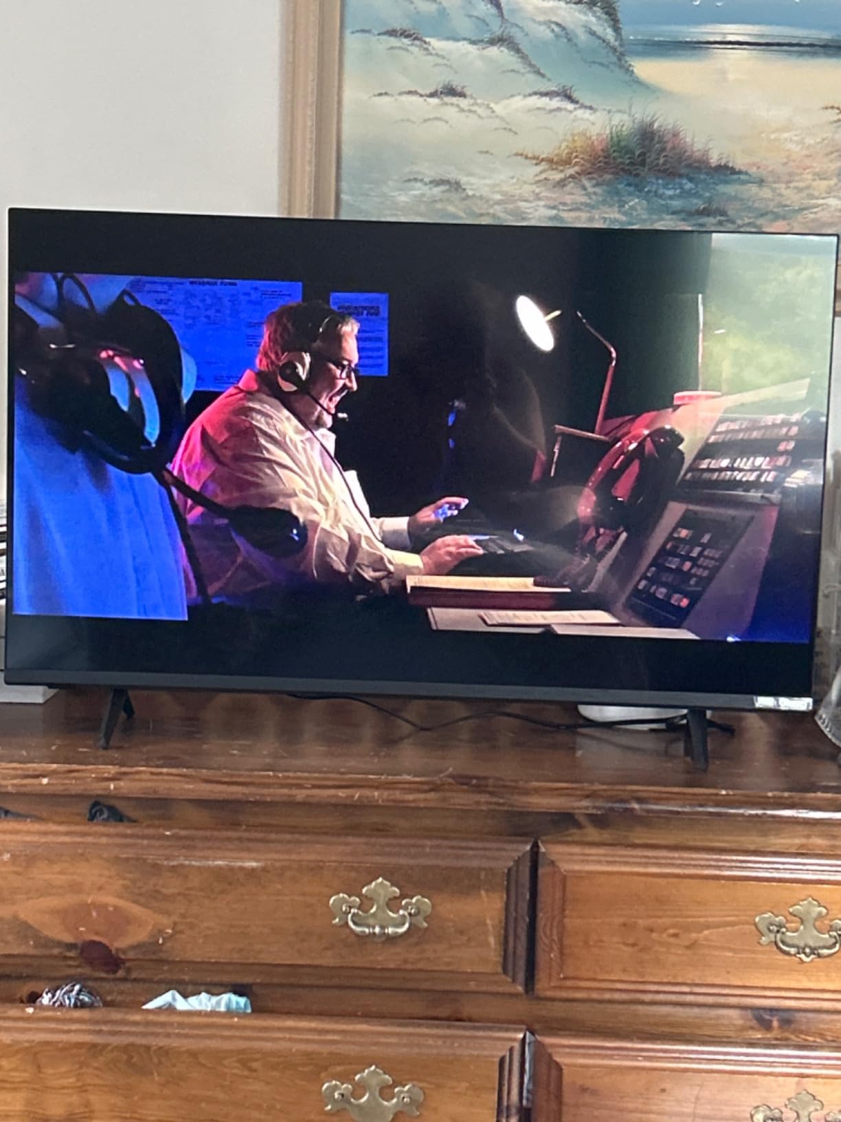VIZIO 43-inch Quantum 4K QLED HDR Smart TV w/Dolby Vision HDR, 120fps @1080p PC Gaming, WiFi 6, Bluetooth Headphone Capable, Apple AirPlay, Google Cast Built-in (VQD43M-0801, New) Customer Review VIZIO 43-inch Quantum 4K QLED HDR Smart TV w/Dolby Vision HDR, 120fps @1080p PC Gaming, WiFi 6, Bluetooth Headphone Capable, Apple AirPlay, Google Cast Built-in (VQD43M-0801, New) - Customer Photo 1