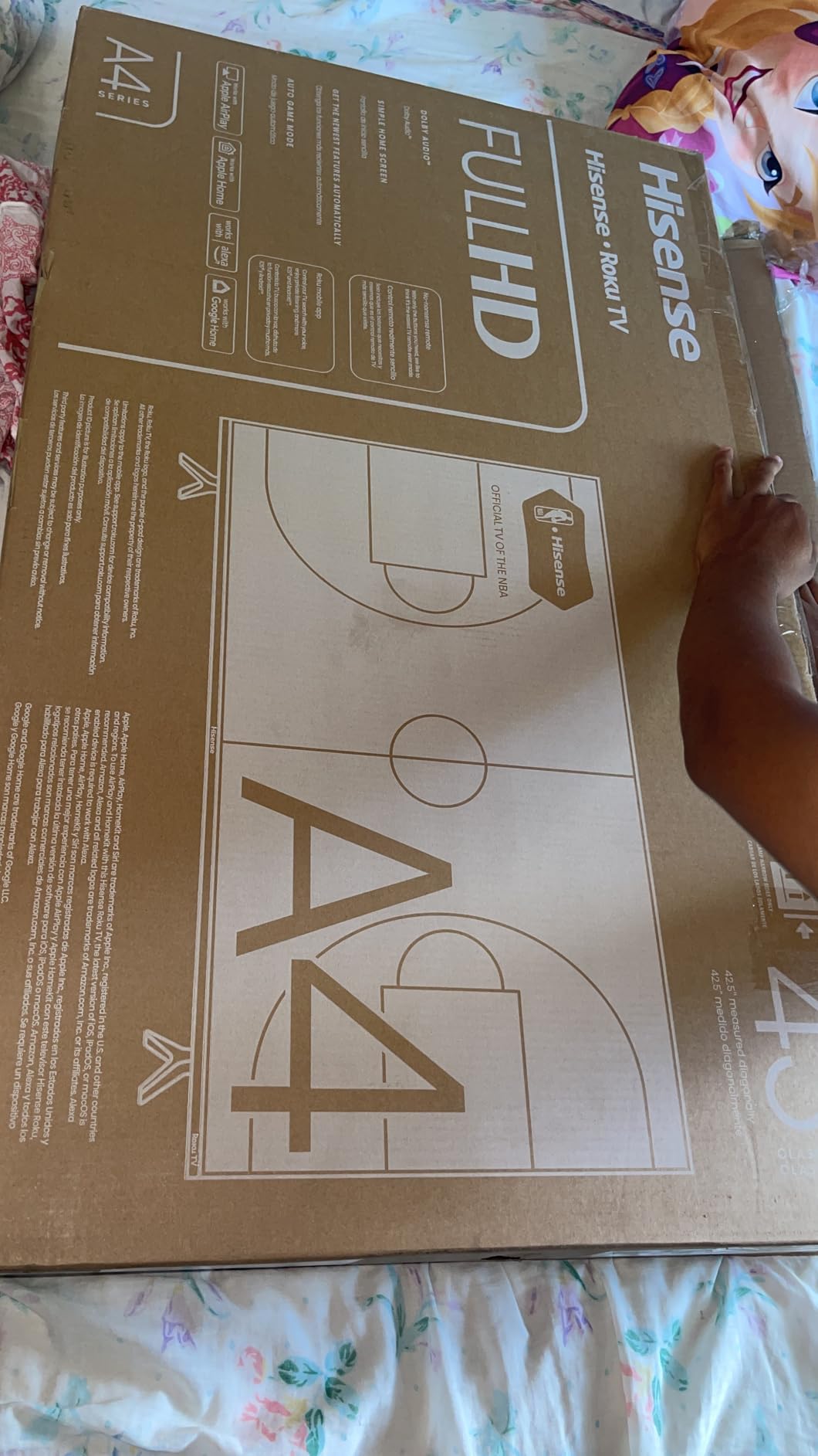 Hisense 32-Inch Class A4 Series HD 720p Smart Roku TV with Alexa Compatibility (32A4HNR) - Customer Photo 2