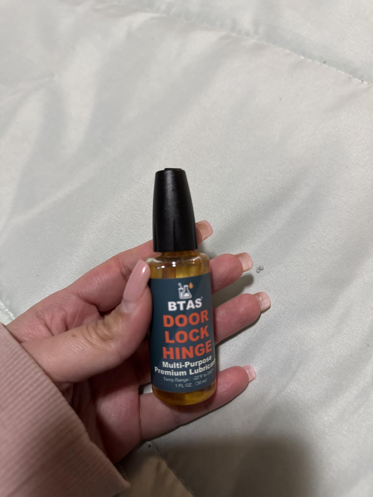 Door Lock Hinge Lubricant Oil Squeaky Fix Lube for Keyhole with Needle Oiler 1 oz 1 Pcs Customer Review Door Lock Hinge Lubricant Oil Squeaky Fix Lube for Keyhole with Needle Oiler 1 oz 1 Pcs - Customer Photo 1