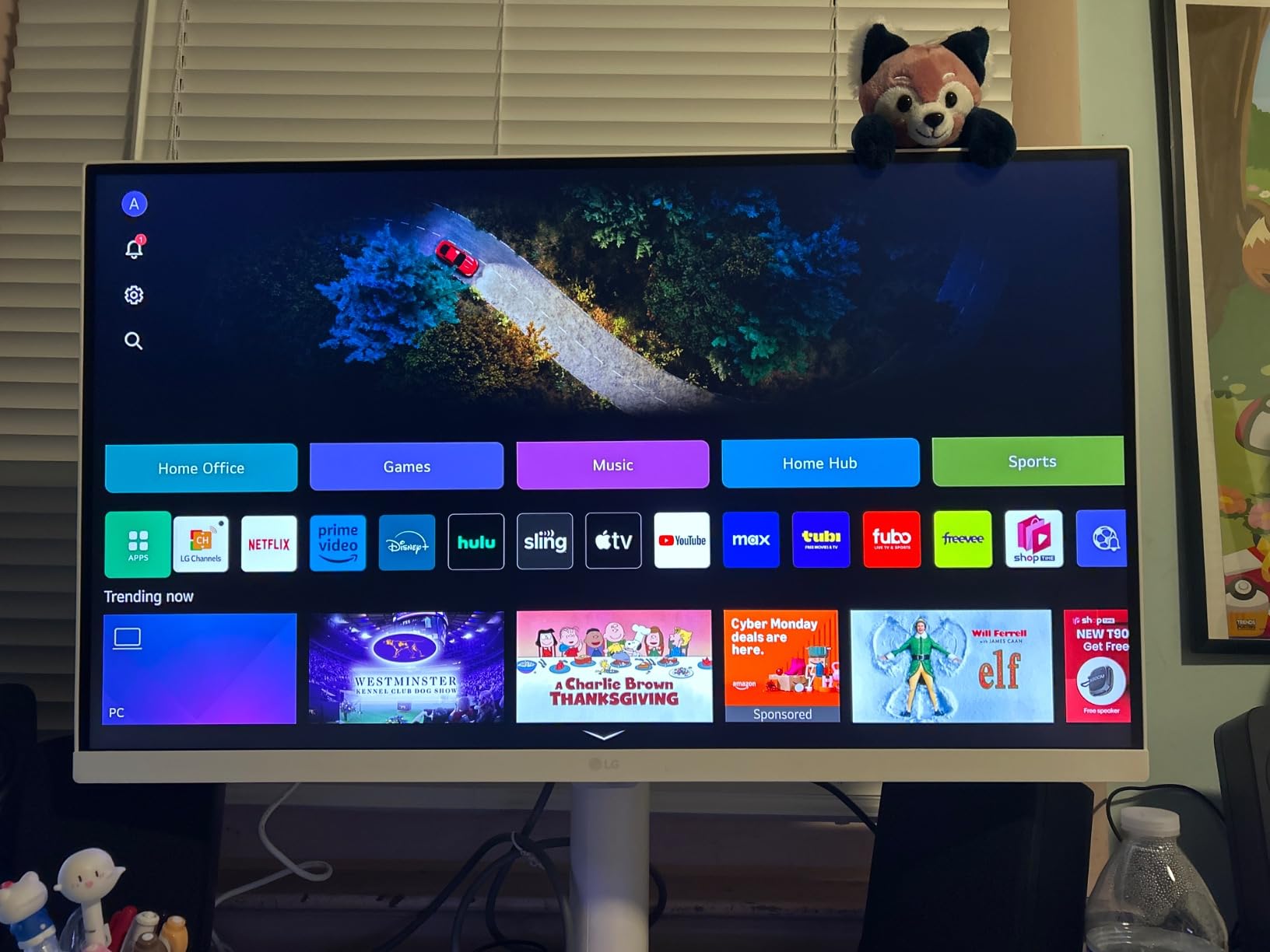 LG 27SR75U-W 27 inch 4K UHD (3840x2160) IPS HDR10 USB Type-C 65W PD Smart Monitor webOS 23 AirPlay Screen Share Bluetooth ThinQ App Built-in Speaker HDMI White Customer Review LG 27SR75U-W 27 inch 4K UHD (3840x2160) IPS HDR10 USB Type-C 65W PD Smart Monitor webOS 23 AirPlay Screen Share Bluetooth ThinQ App Built-in Speaker HDMI White - Customer Photo 1