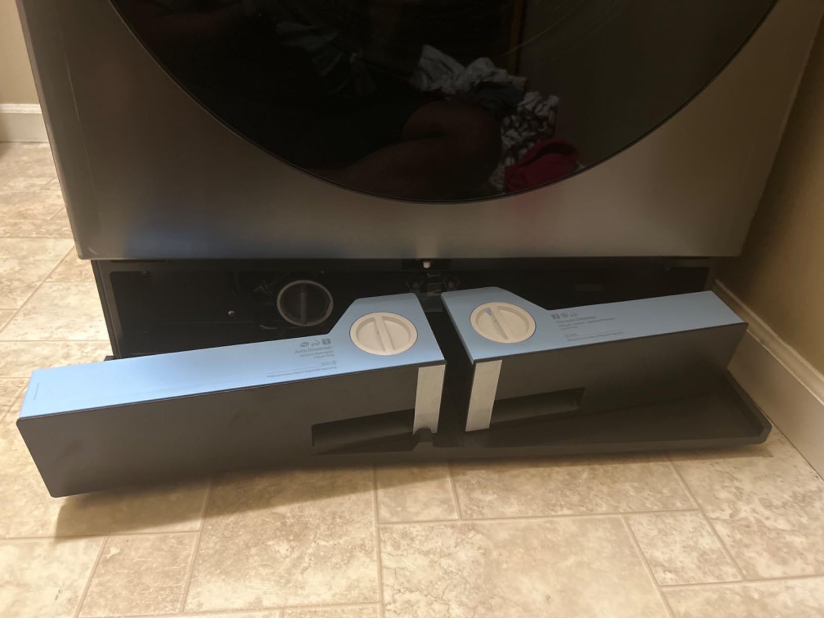 Samsung WD53DBA900HZ Bespoke 5.3 Cu. Ft. Dark Steel Front Load All-in-One Washer/Dryer Combo - Customer Photo 2
