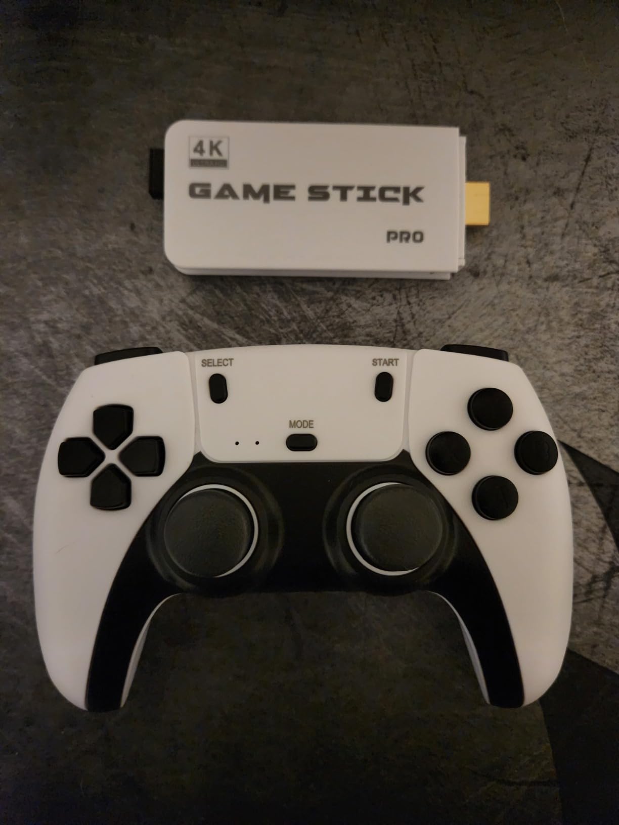 Retro Game Stick, Retro Gaming Console with Built-in 20000+ Classic Games, Wireless Game Stick, Retro Game Console 64GB, 4K, HDMI Output, 23 Emulators, Game Console with Dual 2.4G Wireless Controllers Customer Review Retro Game Stick, Retro Gaming Console with Built-in 20000+ Classic Games, Wireless Game Stick, Retro Game Console 64GB, 4K, HDMI Output, 23 Emulators, Game Console with Dual 2.4G Wireless Controllers - Customer Photo 1