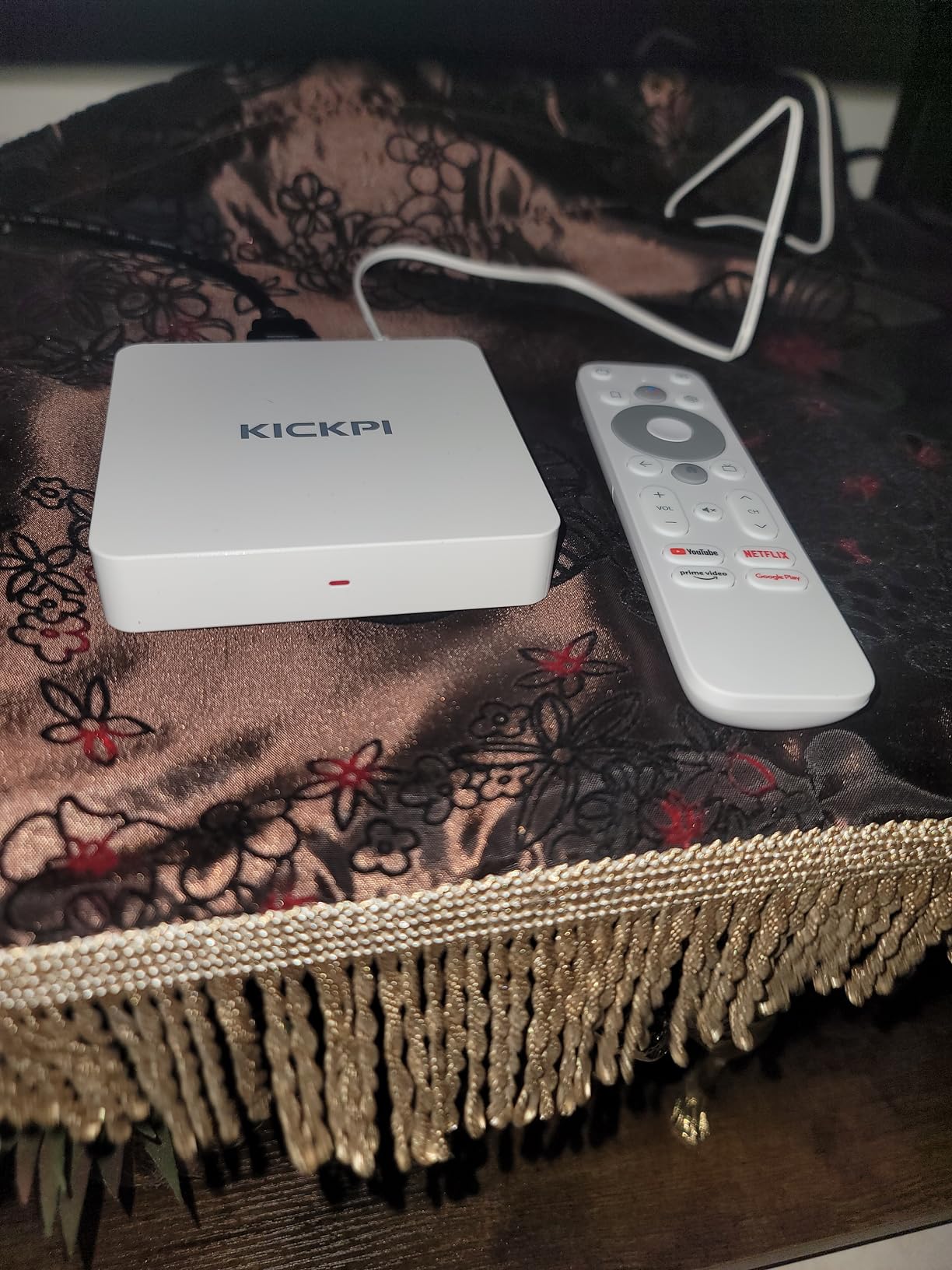 KP1 Android TV Box 2024 | Google Certified 4K Streaming Device with Voice Search | 2GB RAM 32GB ROM, Dolby Audio, Bluetooth 5.0 | Chromecast Built-in, Smart Home Control (White) Customer Review KP1 Android TV Box 2024 | Google Certified 4K Streaming Device with Voice Search | 2GB RAM 32GB ROM, Dolby Audio, Bluetooth 5.0 | Chromecast Built-in, Smart Home Control (White) - Customer Photo 1