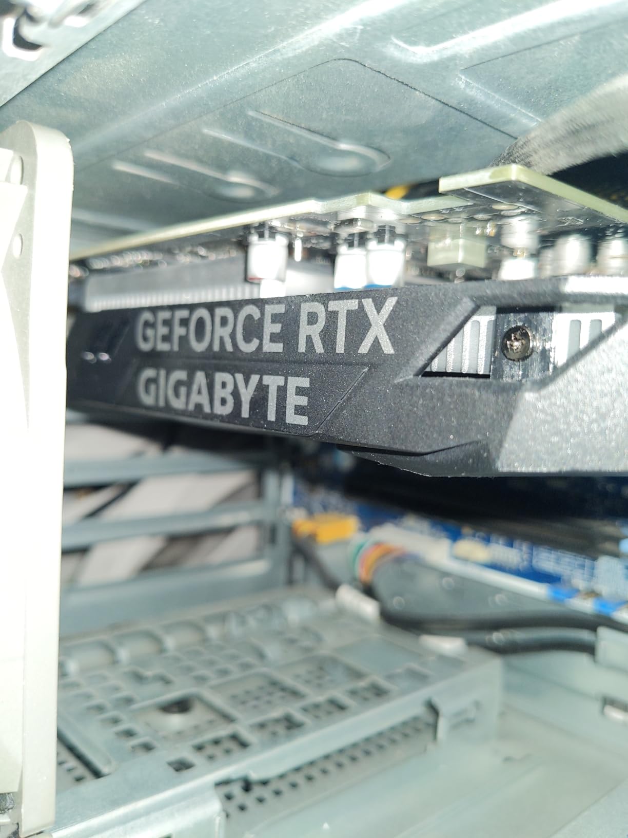 GIGABYTE GeForce RTX 3050 WINDFORCE OC V2 6G Graphics Card, 2X WINDFORCE Fans, 6GB GDDR6 96-bit GDDR6, GV-N3050WF2OCV2-6GD Graphics Card Customer Review GIGABYTE GeForce RTX 3050 WINDFORCE OC V2 6G Graphics Card, 2X WINDFORCE Fans, 6GB GDDR6 96-bit GDDR6, GV-N3050WF2OCV2-6GD Graphics Card - Customer Photo 2