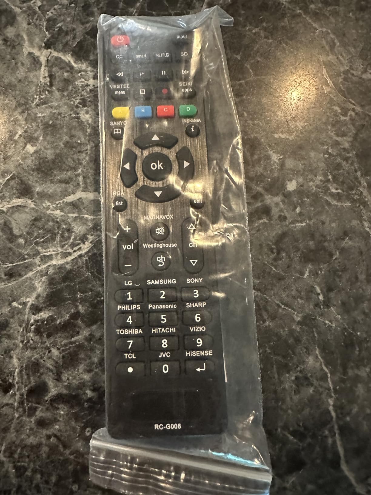 Universal Remote Control for Samsung, LG, Sony, Vizio, Hisense, Insignia, Toshiba, JVC, Philips, Sanyo, Sharp, Panasonic All Series TV (Not fit DVD/Box) Customer Review Universal Remote Control for Samsung, LG, Sony, Vizio, Hisense, Insignia, Toshiba, JVC, Philips, Sanyo, Sharp, Panasonic All Series TV (Not fit DVD/Box) - Customer Photo 1