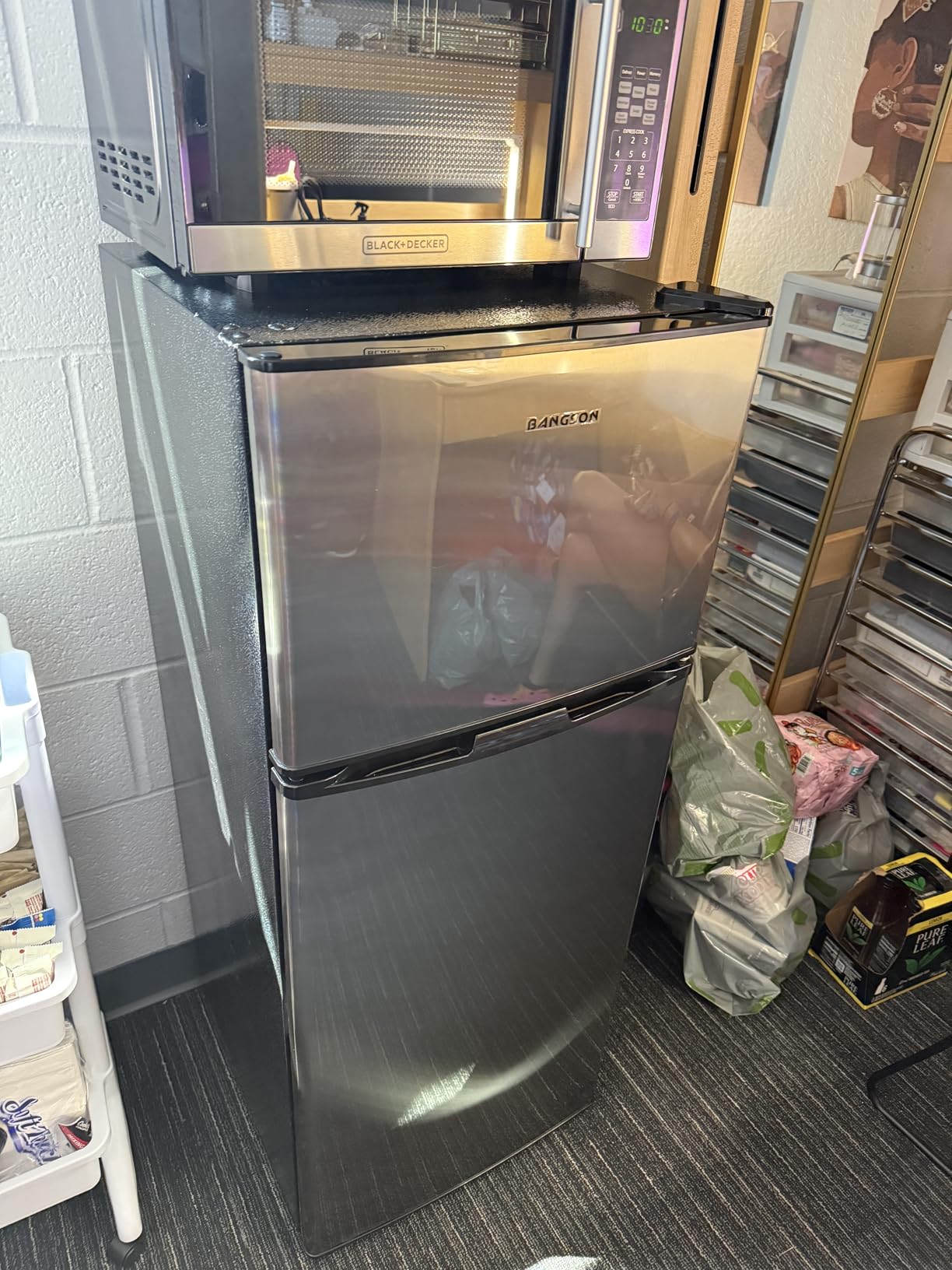 BANGSON 7.7 Cu.Ft Refrigerator with Freezer, Apartment Size Fridge with Top Freezer, for Apartment, Office, Kitchen and Garage, Stainless Steel, Silver Customer Review BANGSON 7.7 Cu.Ft Refrigerator with Freezer, Apartment Size Fridge with Top Freezer, for Apartment, Office, Kitchen and Garage, Stainless Steel, Silver - Customer Photo 1