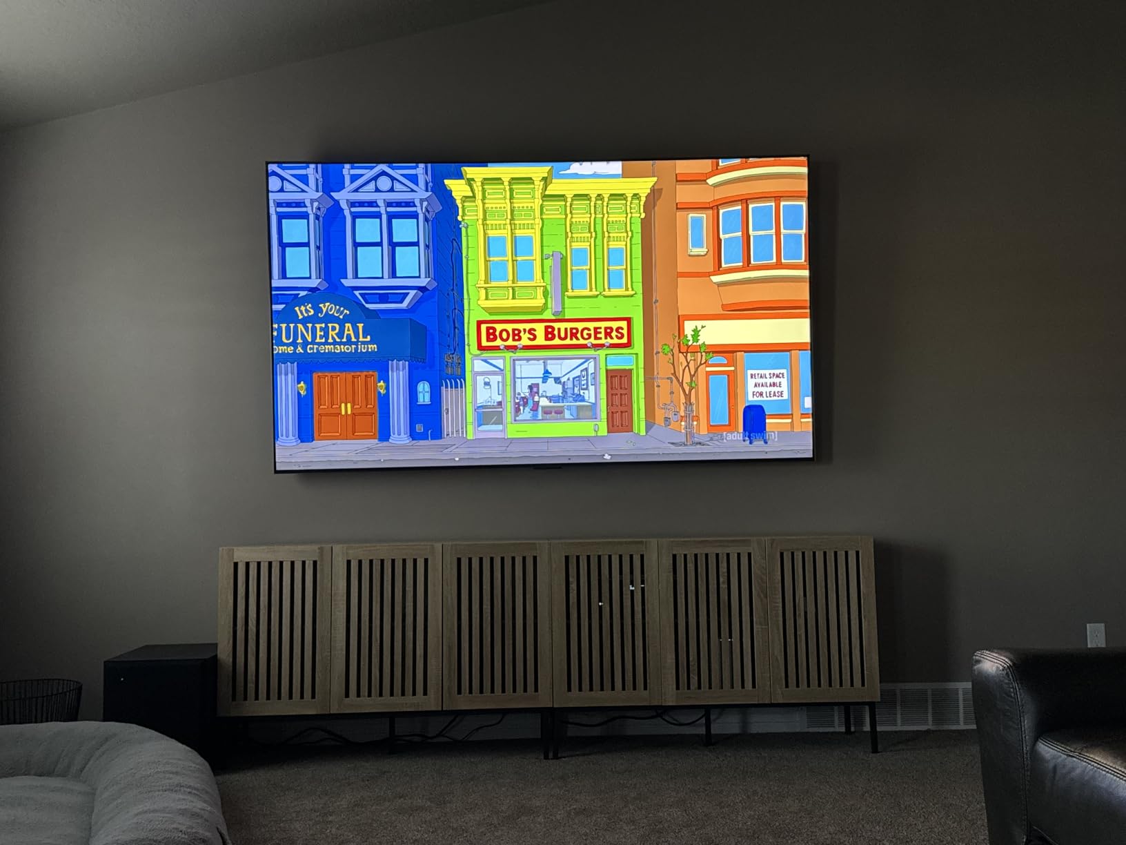 TCL 55-Inch Class QM7K Series QD-Mini LED 4K UHD Google Smart TV Best Premium Mini-LED TV - QLED, 144hz, 240hz Gaming Rate, Anti-Reflective Screen, Bang & Olufsen Audio, Atmos (55QM7K, 2025 Model) - Customer Photo 2