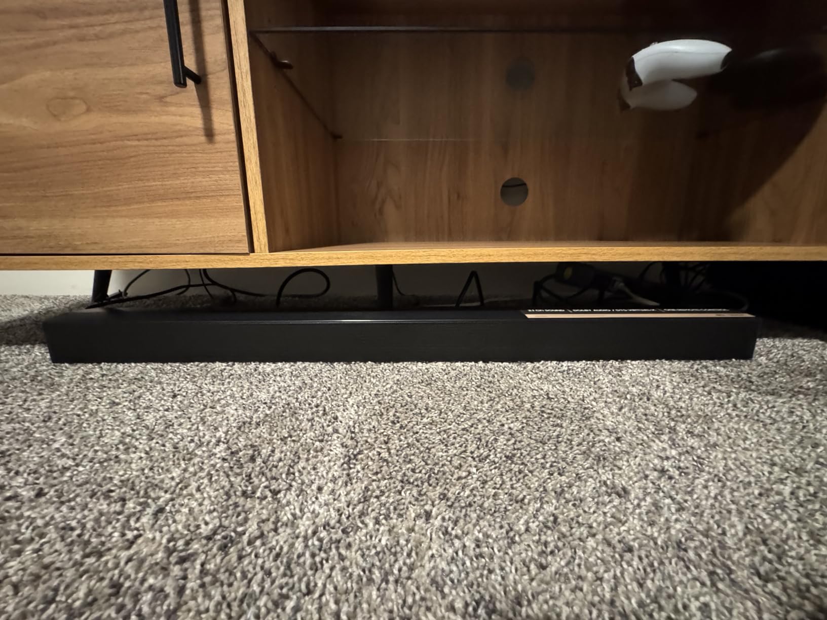 Samsung B-Series Soundbar HW B400F 2.0 ch Soundbar with Built in Subwoofer (2025 Model) One Remote Control, Surround Sound Expansion, Voice Enhance Mode Customer Review Samsung B-Series Soundbar HW B400F 2.0 ch Soundbar with Built in Subwoofer (2025 Model) One Remote Control, Surround Sound Expansion, Voice Enhance Mode - Customer Photo 2