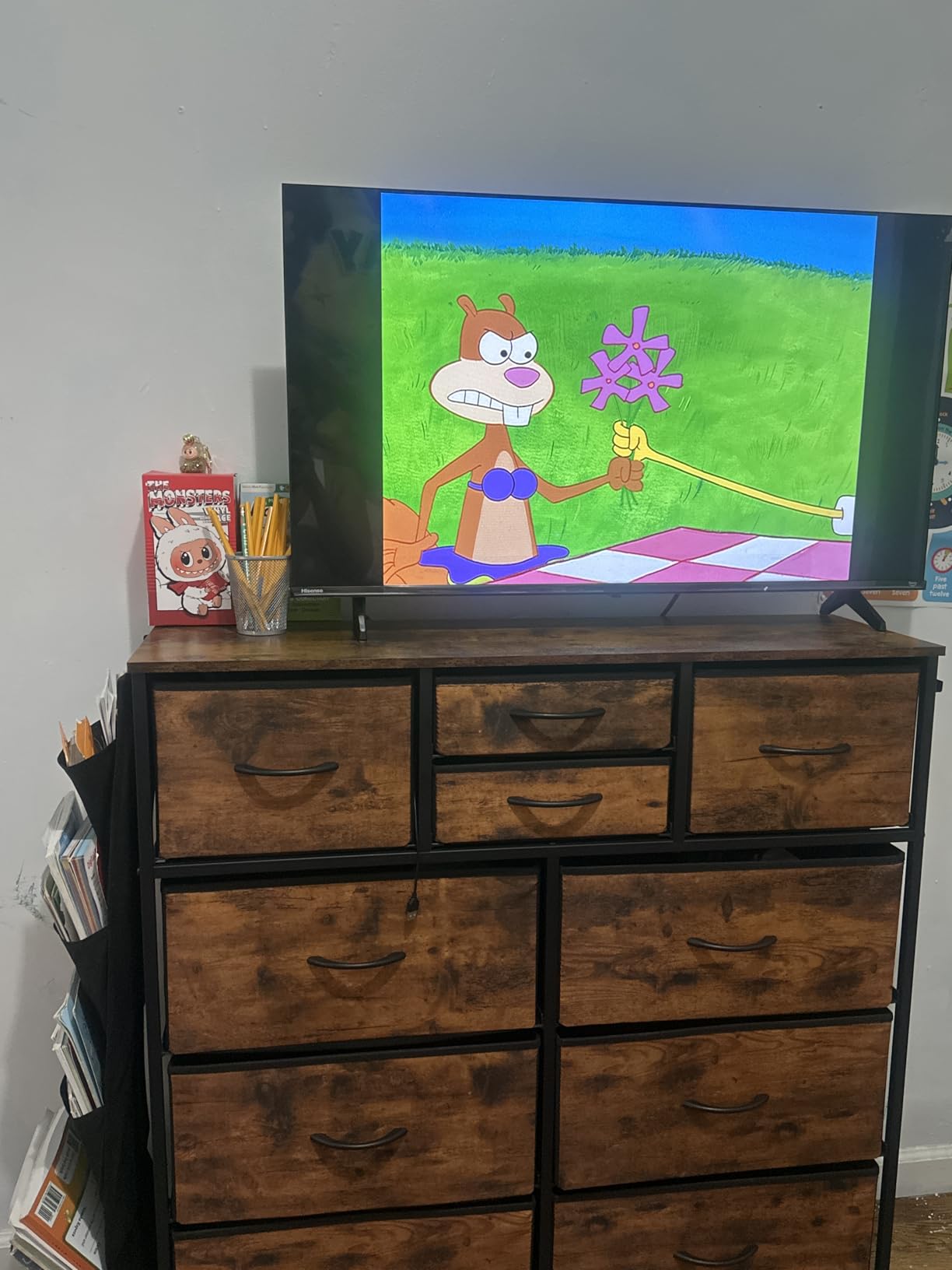 Hisense 40-Inch Class A4 Series FHD 1080p Smart Fire TV (40A4NF, 2025 Model) - DTS Virtual: X, Slim Bezel Design, Alexa Built in - Customer Photo 2
