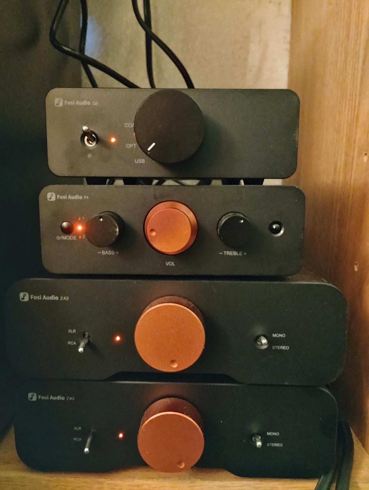 Fosi Audio Q6 Mini Desktop DAC, USB C Digital to Analog Audio Converter for Home Stereo Amplifier and Headphone Amp, Optical/Coaxial Input, RCA Output/Sub-Out, High-Resolution 32bit/768kHz DSD512 Customer Review Fosi Audio Q6 Mini Desktop DAC, USB C Digital to Analog Audio Converter for Home Stereo Amplifier and Headphone Amp, Optical/Coaxial Input, RCA Output/Sub-Out, High-Resolution 32bit/768kHz DSD512 - Customer Photo 1