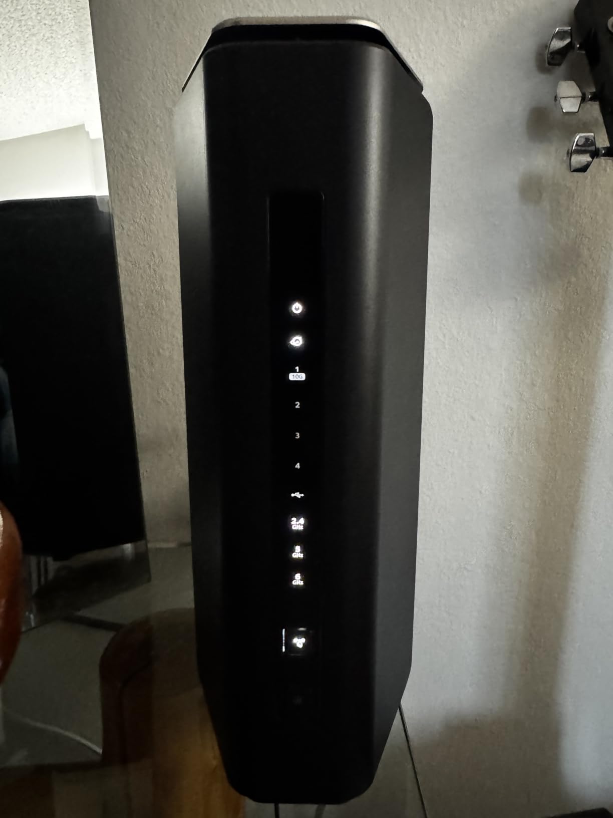 NETGEAR Nighthawk Dual-Band WiFi 7 Router (RS140) - Security Features, BE5000 Wireless Speed (up to 5.0 Gbps) - Covers up to 2,250 sq. ft., 80 Devices - 2.5 Gig Internet Port – Free Expert Help Customer Review NETGEAR Nighthawk Dual-Band WiFi 7 Router (RS140) - Security Features, BE5000 Wireless Speed (up to 5.0 Gbps) - Covers up to 2,250 sq. ft., 80 Devices - 2.5 Gig Internet Port – Free Expert Help - Customer Photo 1