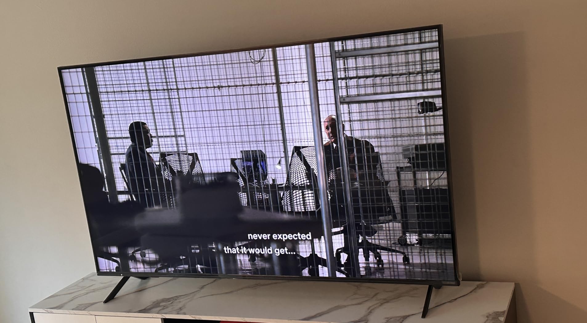 LG 43-Inch Class QNED AI 4K QNED82A Series Smart TV w/AI Sound, HDR10, 4K Super Upscaling, Filmmaker Mode, Wow Orchestra, Alexa Built-in (43QNED82AUA, 2025) Customer Review LG 43-Inch Class QNED AI 4K QNED82A Series Smart TV w/AI Sound, HDR10, 4K Super Upscaling, Filmmaker Mode, Wow Orchestra, Alexa Built-in (43QNED82AUA, 2025) - Customer Photo 1