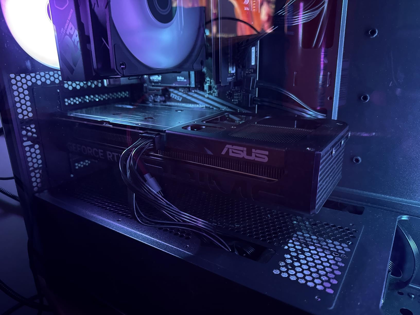 ASUS TUF Gaming GeForce RTX ™ 5060 Ti 16GB GDDR7 OC Edition Gaming Graphics Card (PCIe® 5.0, HDMI®/DP 2.1, 3.1-Slot, Military-Grade Components, Protective PCB Coating, axial-tech Fans) Customer Review ASUS TUF Gaming GeForce RTX ™ 5060 Ti 16GB GDDR7 OC Edition Gaming Graphics Card (PCIe® 5.0, HDMI®/DP 2.1, 3.1-Slot, Military-Grade Components, Protective PCB Coating, axial-tech Fans) - Customer Photo 2