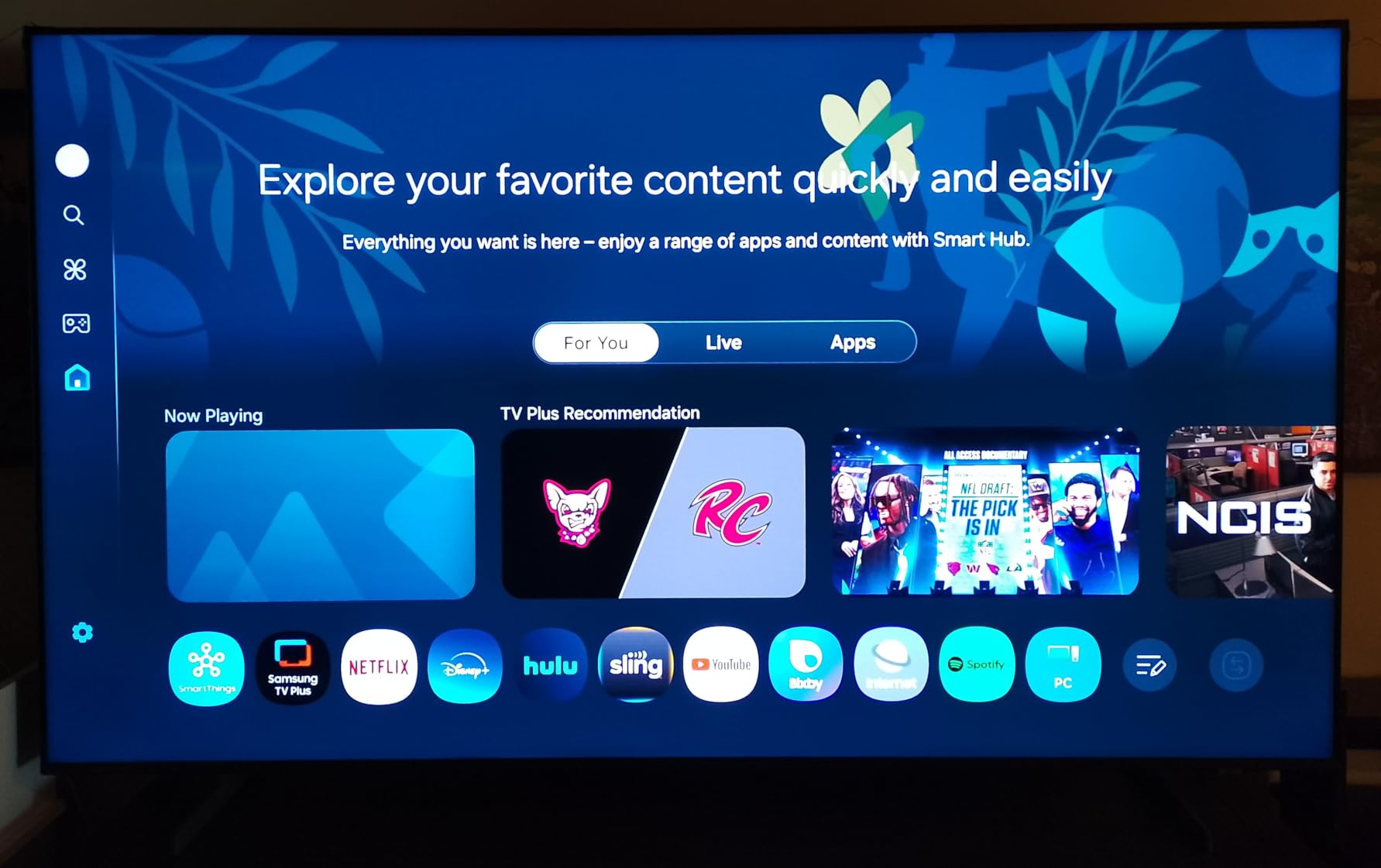 Samsung 75-Inch Class QLED Q6F Series Smart TV (2025 Model, 75Q6F) Q4 Lite Processor, Quantum HDR, Motion Xcelerator 60Hz, Color Booster, 4K Upscaling, with Alexa Speaker Customer Review Samsung 75-Inch Class QLED Q6F Series Smart TV (2025 Model, 75Q6F) Q4 Lite Processor, Quantum HDR, Motion Xcelerator 60Hz, Color Booster, 4K Upscaling, with Alexa Speaker - Customer Photo 2