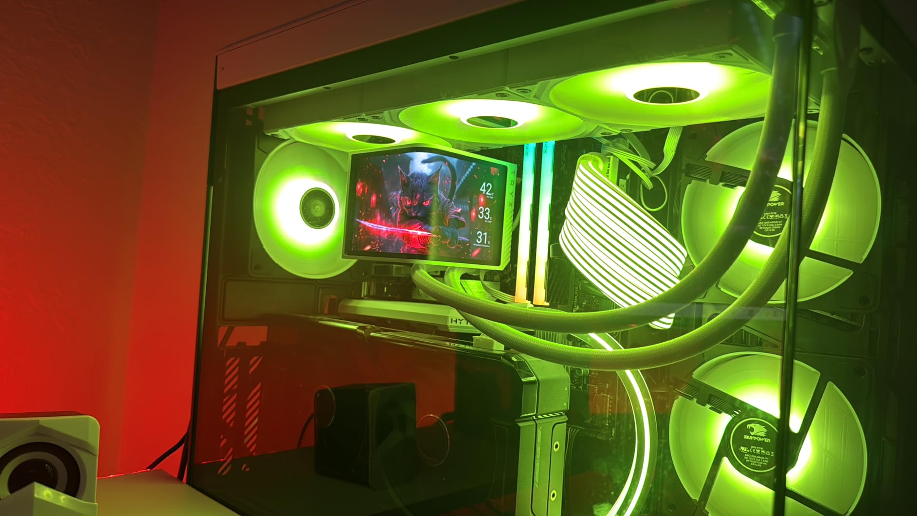 TRYX Panorama SE 360 ARGB 360mm AIO Rotatable 6.67'' AMOLED Curved Screen 3D Anamorphic Effect Customizable AIO Cooler 360mm Asetek Adela Pump 280w TDP ARGB Fan Intel LGA 1851/1700 AMD AM5/AM4 - Customer Photo 1