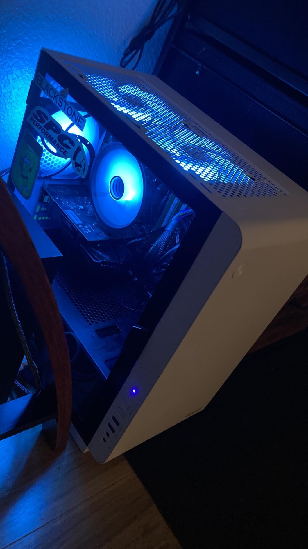 Thermaltake UX150 ARGB CPU Cooler; Copper Base/Aluminum Fins; 130mm PWM Fan; 500~2400 RPM; LGA 1851/1700/1200/1156/1155/1151/1150; Infinity Mirror; 130W TDP; Black; CL-P146-CA13SW-A Customer Review Thermaltake UX150 ARGB CPU Cooler; Copper Base/Aluminum Fins; 130mm PWM Fan; 500~2400 RPM; LGA 1851/1700/1200/1156/1155/1151/1150; Infinity Mirror; 130W TDP; Black; CL-P146-CA13SW-A - Customer Photo 1
