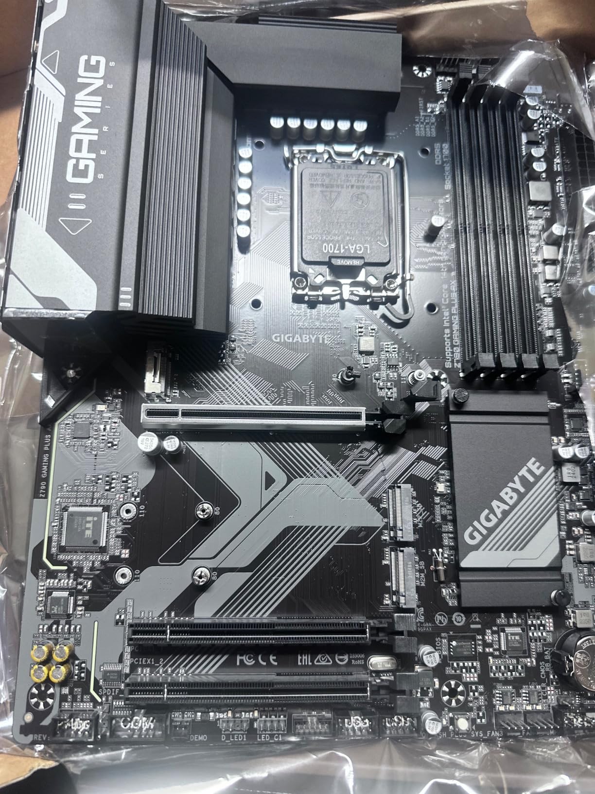 MICRO CENTER CPU Motherboard Combo - Core i5-14600K 14(6P+8E) Cores up to 5.3 GHz Unlocked Desktop Processor with GIGABYTE B760M Gaming Plus WiFi DDR4 LGA1700 Motherboard - Customer Photo 2