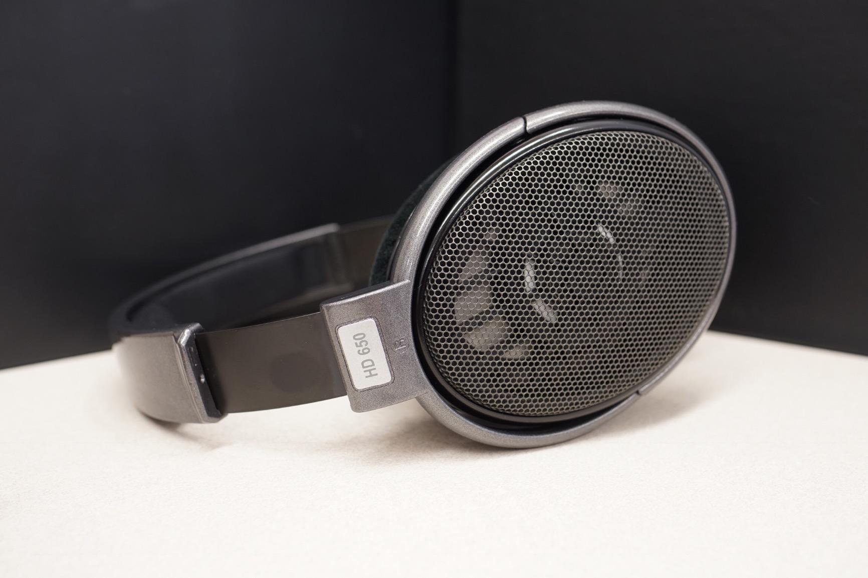 Sennheiser HD 600 - Audiophile Hi-Res Open Back Dynamic Headphone Customer Review Sennheiser HD 600 - Audiophile Hi-Res Open Back Dynamic Headphone - Customer Photo 2