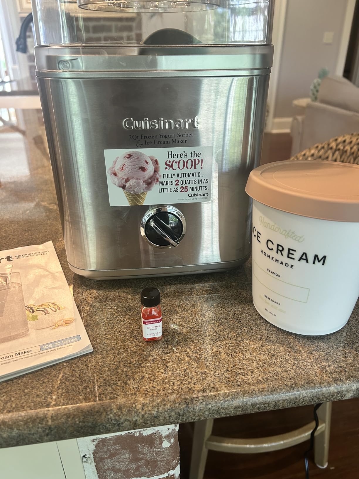 Cuisinart Ice Cream Maker Machine, 2-Quart Ice Cream, Sorbet and Frozen Yogurt Machine, Fully Automatic Double-Insulated Freezer Bowl Makes Frozen Desserts in Under 30 Minutes, ICE30BCP1, Silver - Customer Photo 3