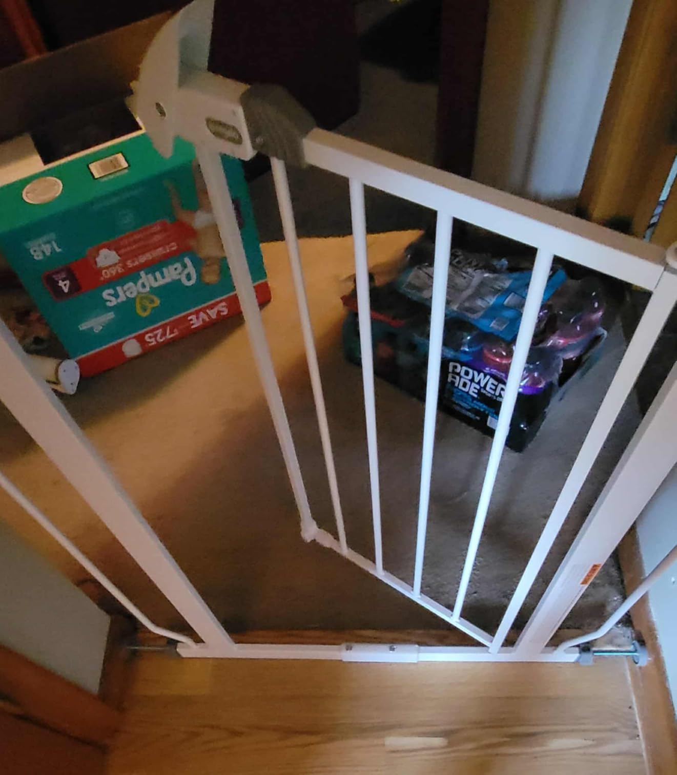 Regalo 38.5-Inch Extra Wide Baby Gate – Pressure Mount Baby and Pet Safety Gate for Bottom of Stairs & Doorways – Tested and Trusted, American Designed, American Owned Customer Review Regalo 38.5-Inch Extra Wide Baby Gate – Pressure Mount Baby and Pet Safety Gate for Bottom of Stairs & Doorways – Tested and Trusted, American Designed, American Owned - Customer Photo 1