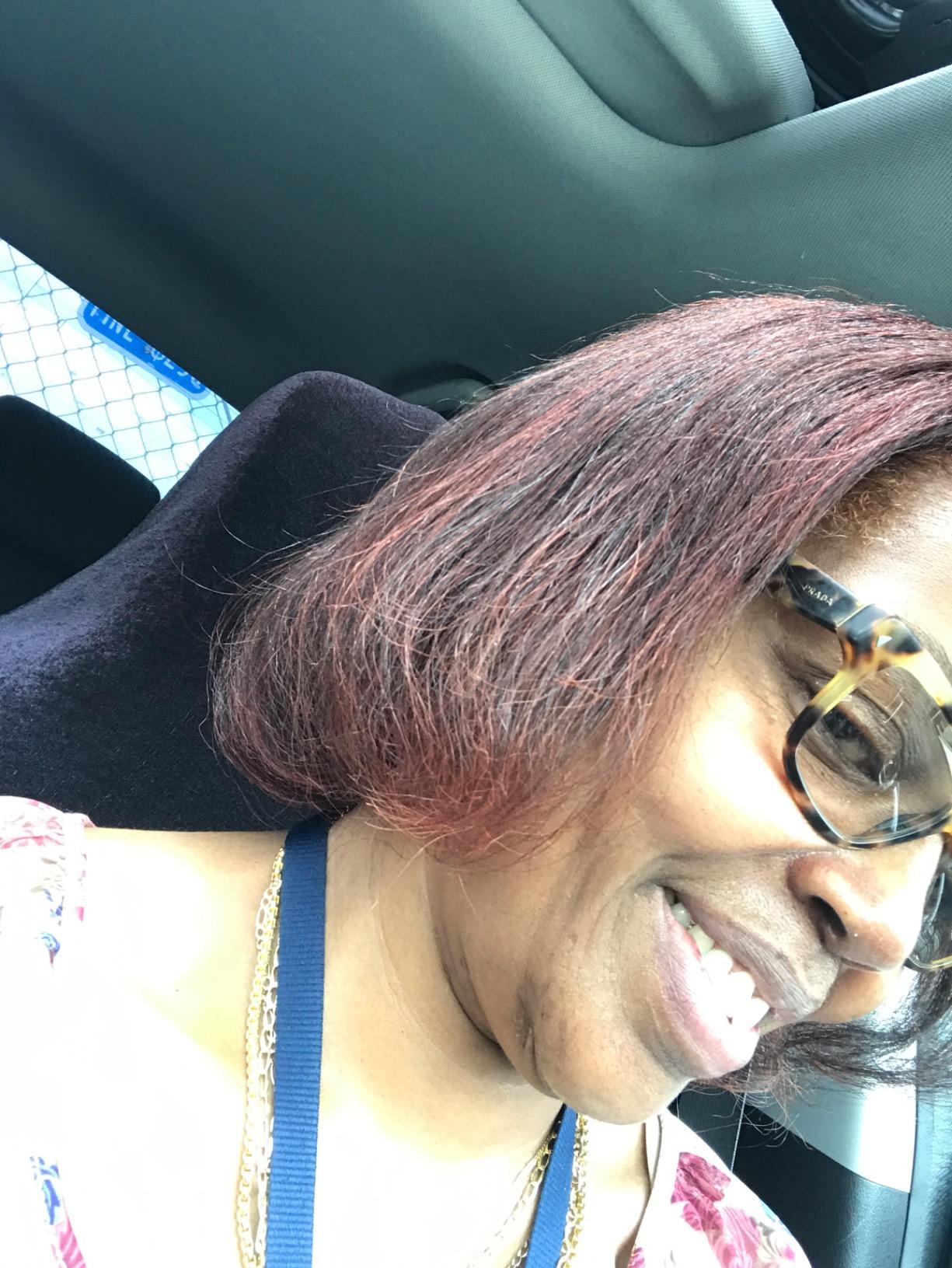 BaBylissPRO Nano Titanium Spring Curling Iron, Professional Hair Wand, Tool for Stylists, Nano Titanium Technology for Tight Curls or Loose Waves - Customer Photo 2