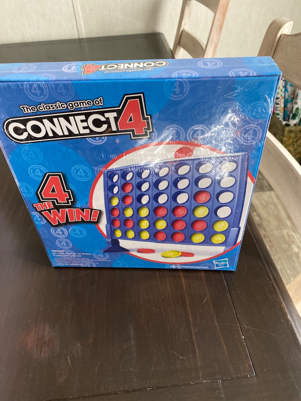 Hasbro Gaming Connect 4 Classic Grid,4 in a Row Game,Strategy Board Games for Kids,2 Player .for Family and Kids,Ages 6 and Up - Customer Photo 2