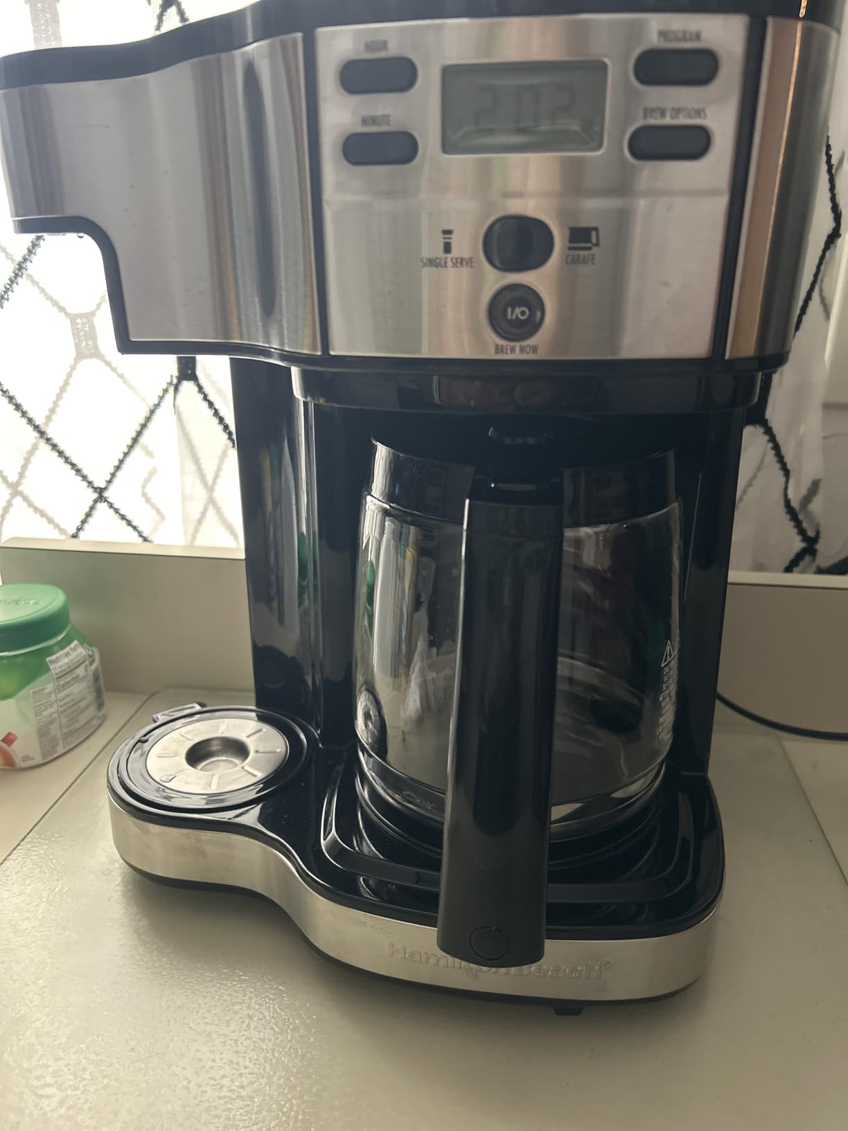 Hamilton Beach 2-Way Programmable Coffee Maker, 12 Cup Glass Carafe And Single Serve Coffee Maker, Black with Stainless Steel Accents, 49980RG Customer Review Hamilton Beach 2-Way Programmable Coffee Maker, 12 Cup Glass Carafe And Single Serve Coffee Maker, Black with Stainless Steel Accents, 49980RG - Customer Photo 1