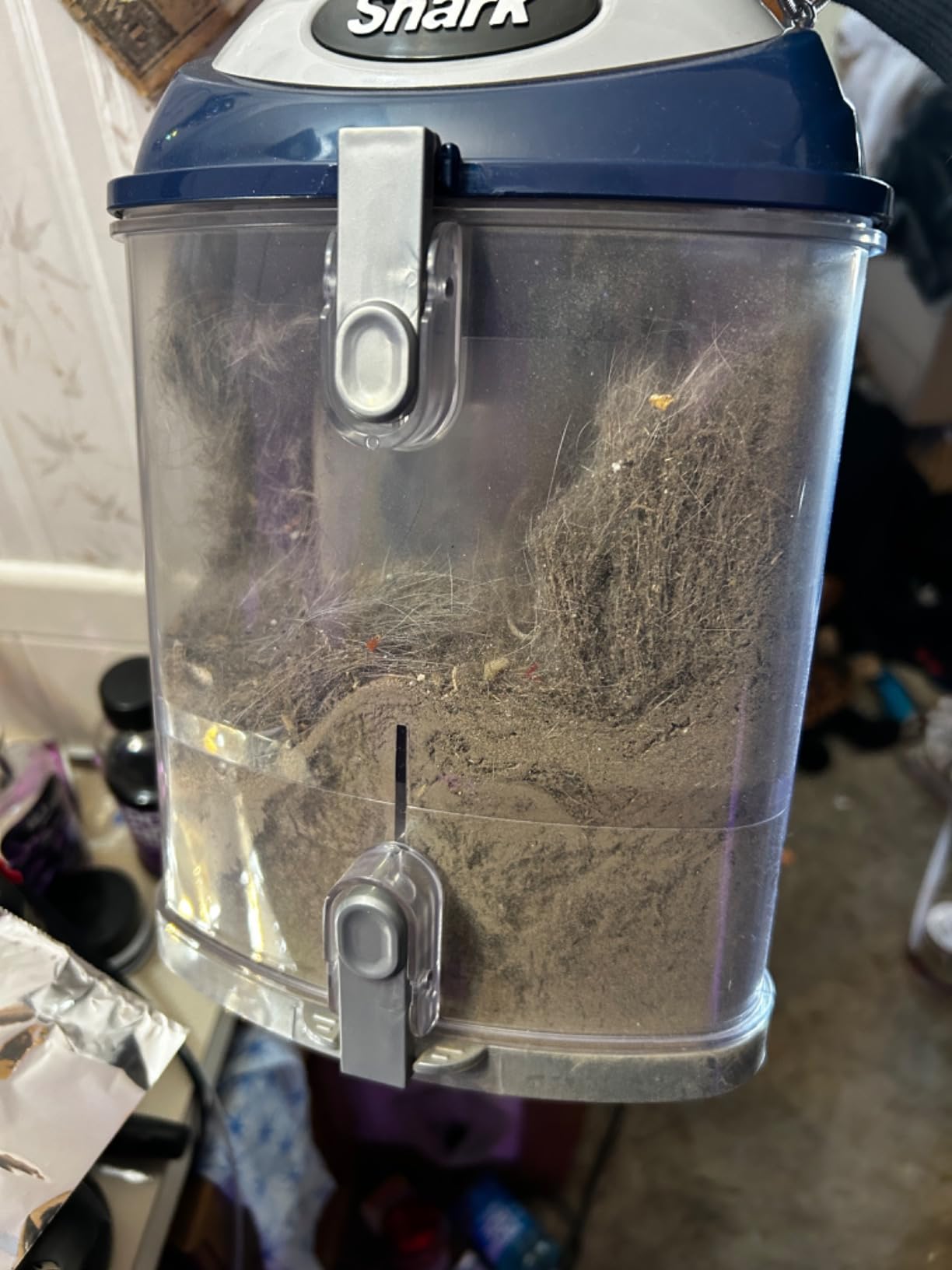 Shark Upright Vacuum, Navigator Lift-Away Deluxe with Large Dust Cup Capacity, HEPA Filter, Swivel Steering, Upholstery Tool & Crevice Tool, Blue, NV360 - Customer Photo 4