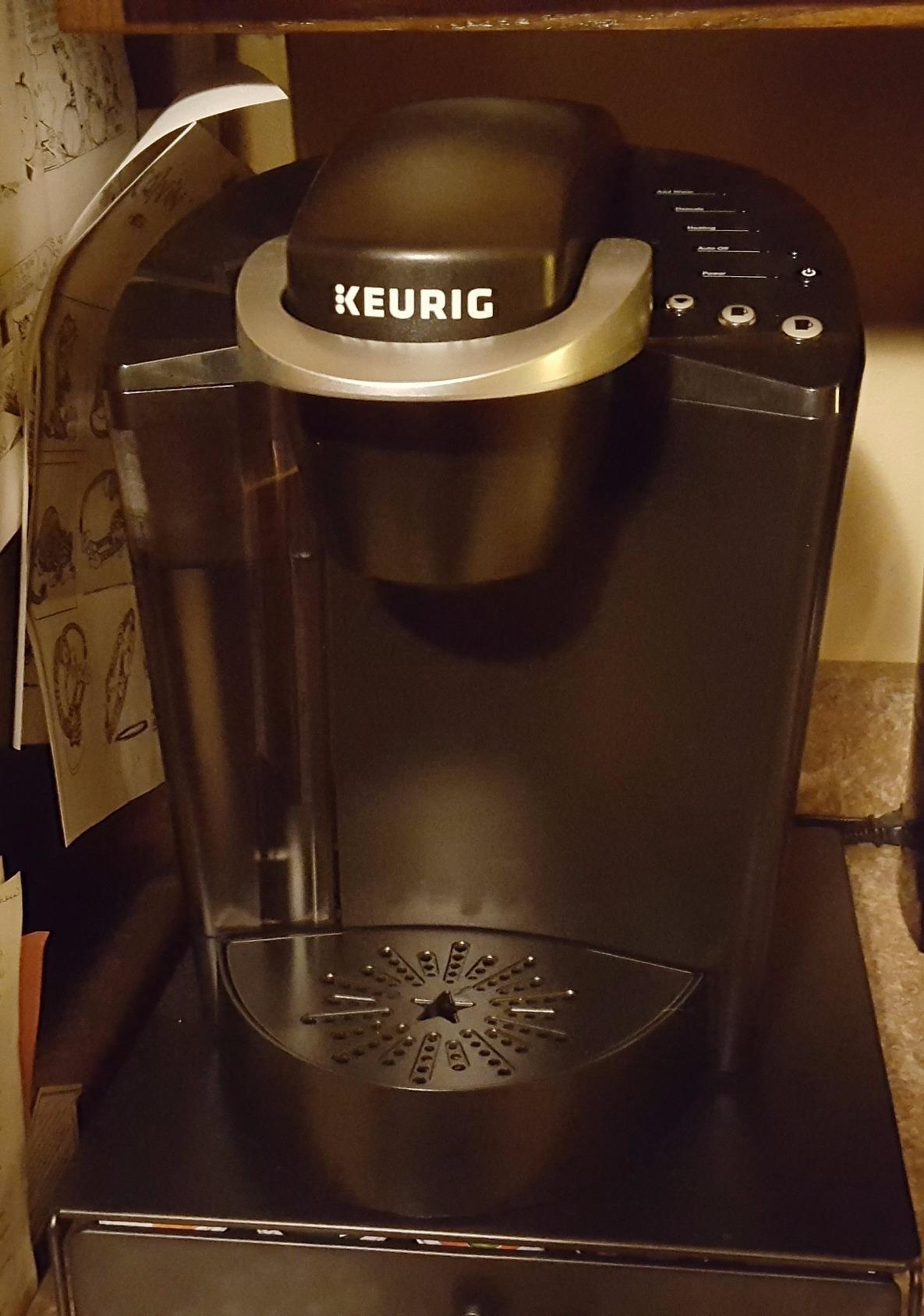 Keurig K-Classic Single Serve K-Cup Pod Coffee Maker, with 3 Brew Sizes, 48oz Removable Reservoir, Black Customer Review Keurig K-Classic Single Serve K-Cup Pod Coffee Maker, with 3 Brew Sizes, 48oz Removable Reservoir, Black - Customer Photo 2