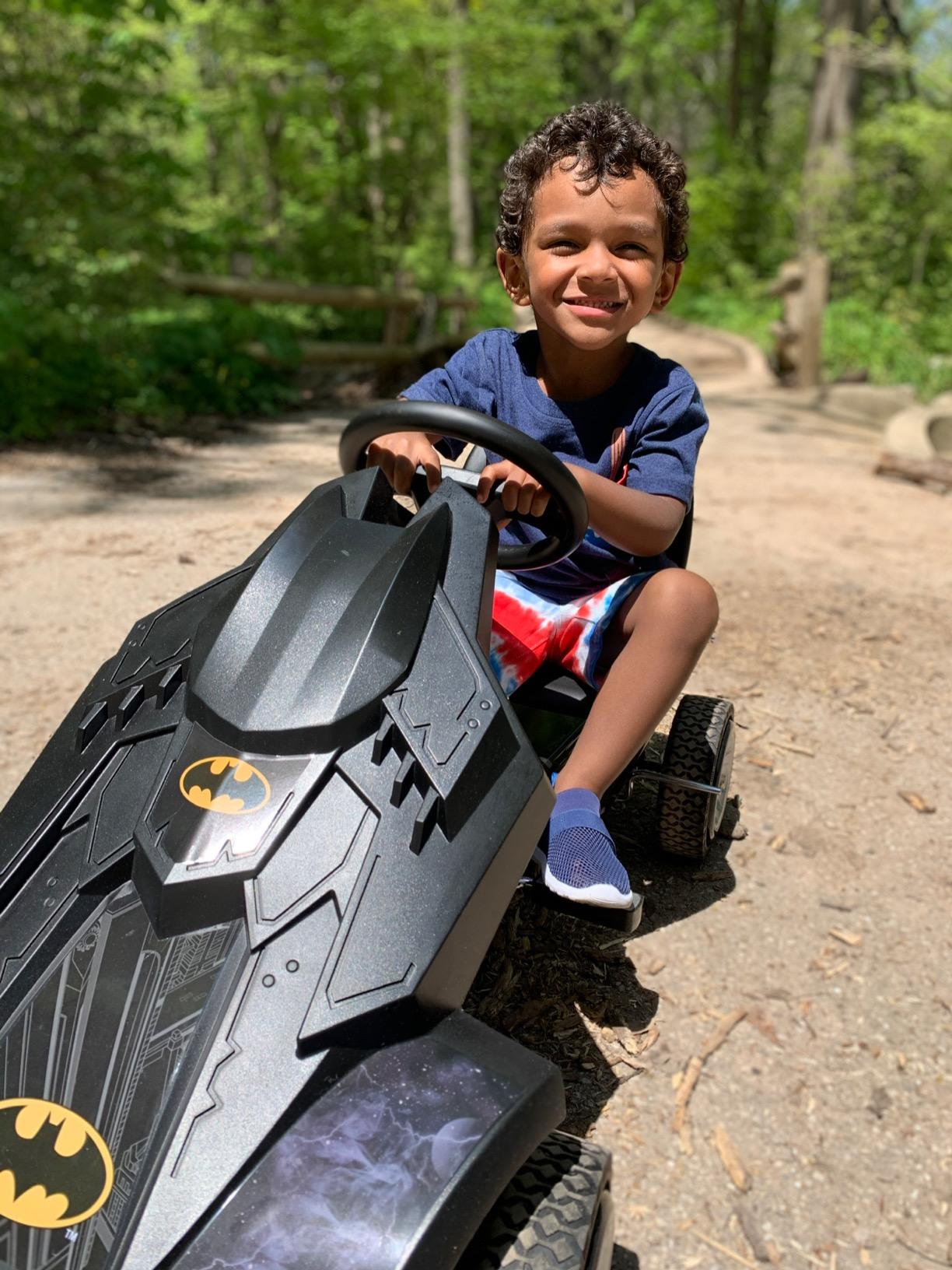 Hauck Batmobile Pedal Go Kart, Superhero Ride On Batman Car Vehicle for Kids, Black - Customer Photo 1