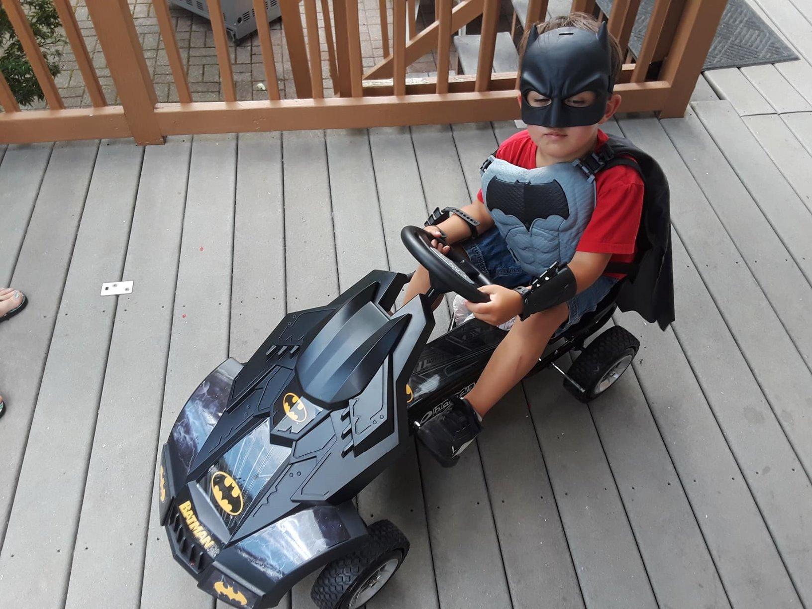 Hauck Batmobile Pedal Go Kart, Superhero Ride On Batman Car Vehicle for Kids, Black - Customer Photo 3