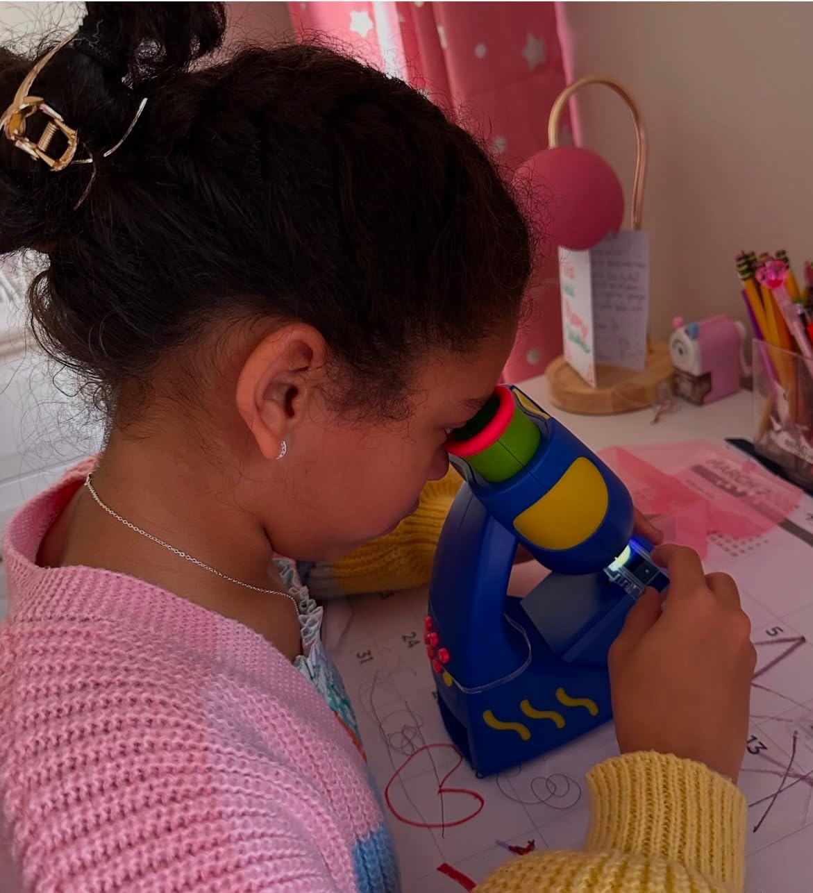 Educational Insights GeoSafari Jr. Talking Kids Microscope, Preschool STEM Toy, Featuring Bindi Irwin, Microscope for Kids, Gift for Toddlers Ages 3+ - Customer Photo 1