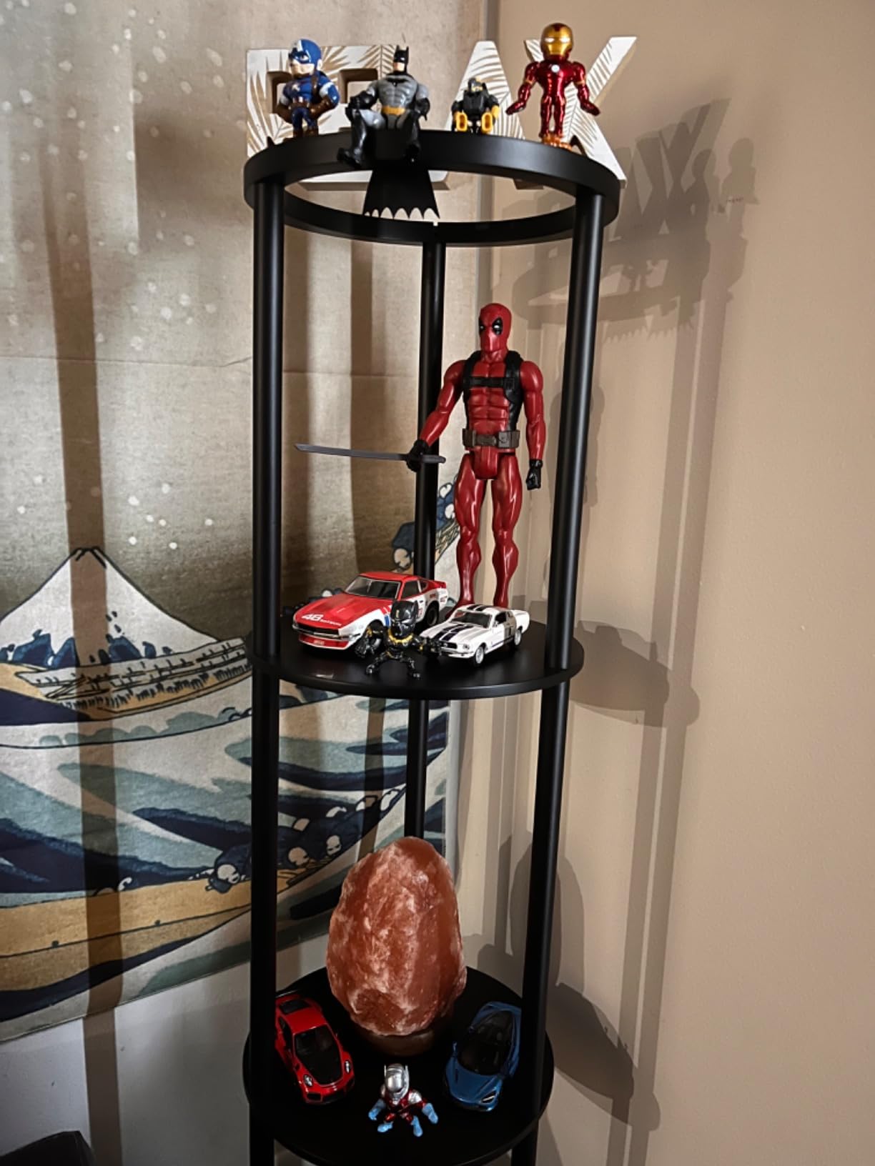 Marvel Deadpool 12-Inch Action Figure with Accessory, Super Hero Toys for Fans Ages 14 and Up - Customer Photo 2