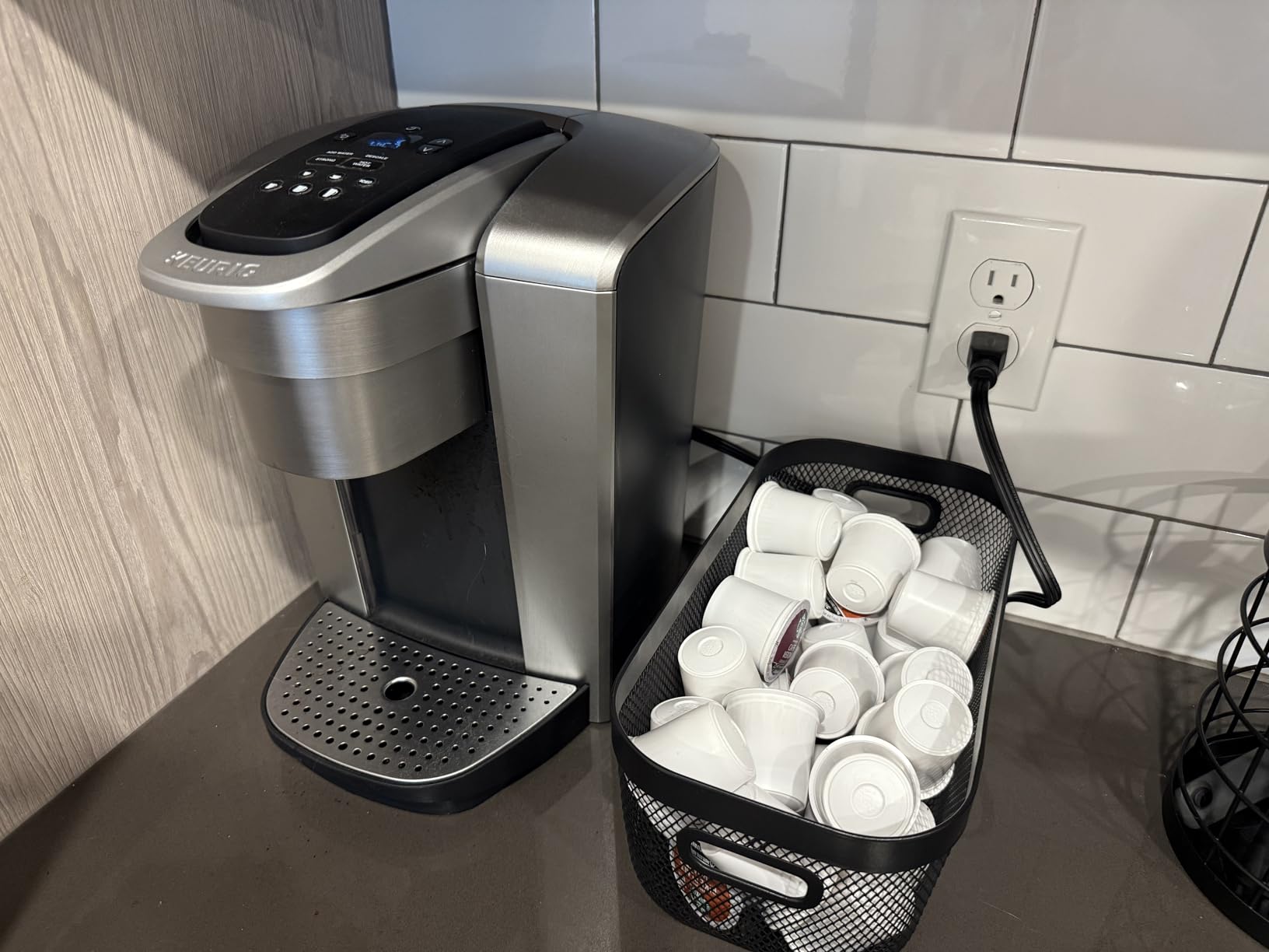 Keurig K-Elite Single Serve K-Cup Pod Coffee Maker, with Strength and Temperature Control, Iced Coffee Capability, 8 to 12oz Brew Size, Programmable, Brushed Silver Customer Review Keurig K-Elite Single Serve K-Cup Pod Coffee Maker, with Strength and Temperature Control, Iced Coffee Capability, 8 to 12oz Brew Size, Programmable, Brushed Silver - Customer Photo 1