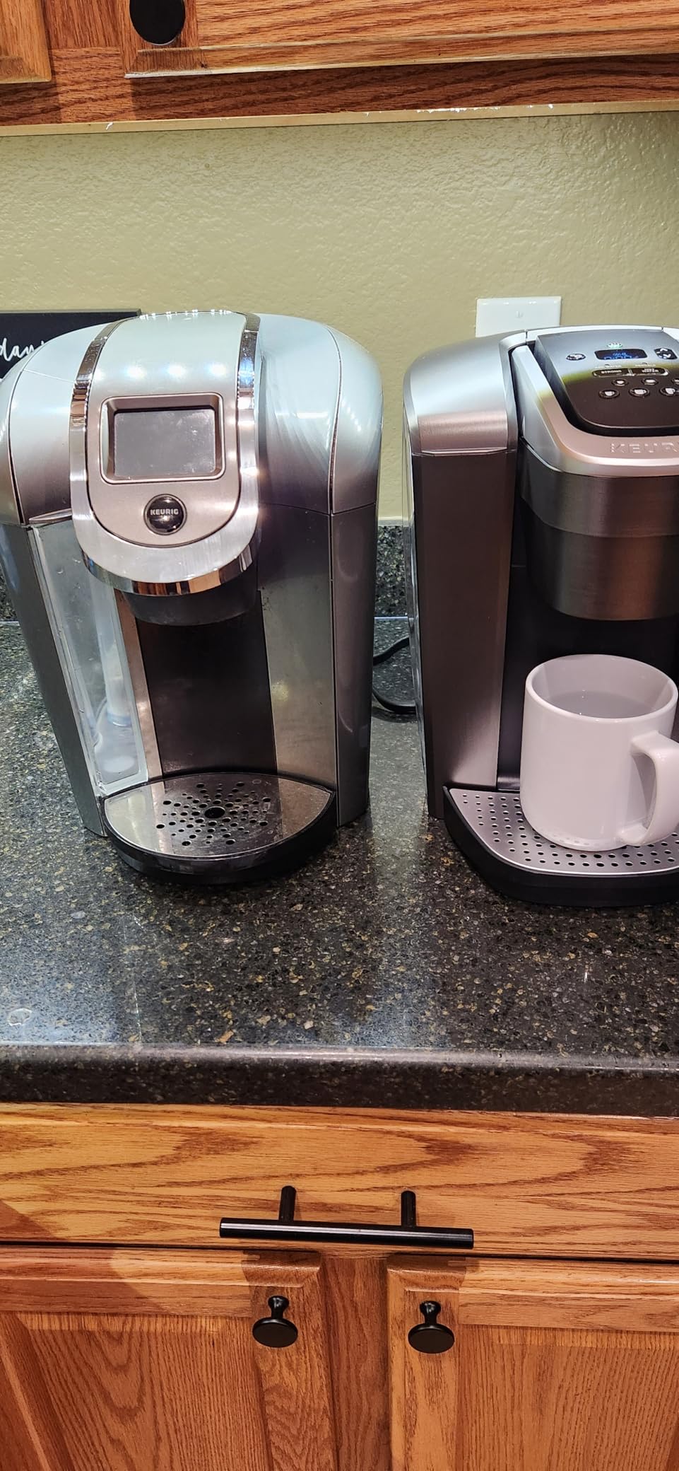 Keurig K-Elite Single Serve K-Cup Pod Coffee Maker, with Strength and Temperature Control, Iced Coffee Capability, 8 to 12oz Brew Size, Programmable, Brushed Silver Customer Review Keurig K-Elite Single Serve K-Cup Pod Coffee Maker, with Strength and Temperature Control, Iced Coffee Capability, 8 to 12oz Brew Size, Programmable, Brushed Silver - Customer Photo 5