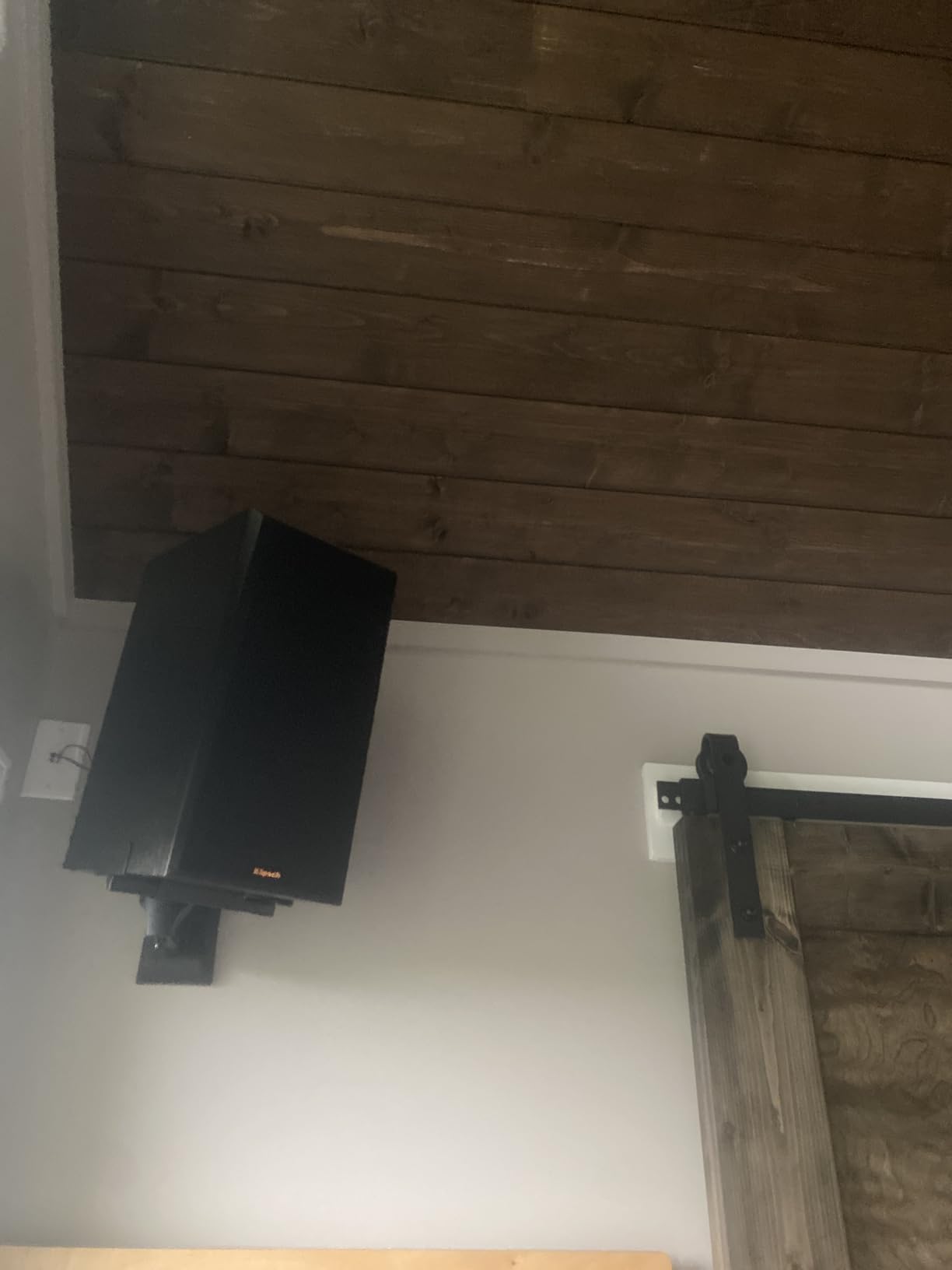 Klipsch RP-600M Reference Premiere Bookshelf Speakers - Pair (Ebony) Customer Review Klipsch RP-600M Reference Premiere Bookshelf Speakers - Pair (Ebony) - Customer Photo 2