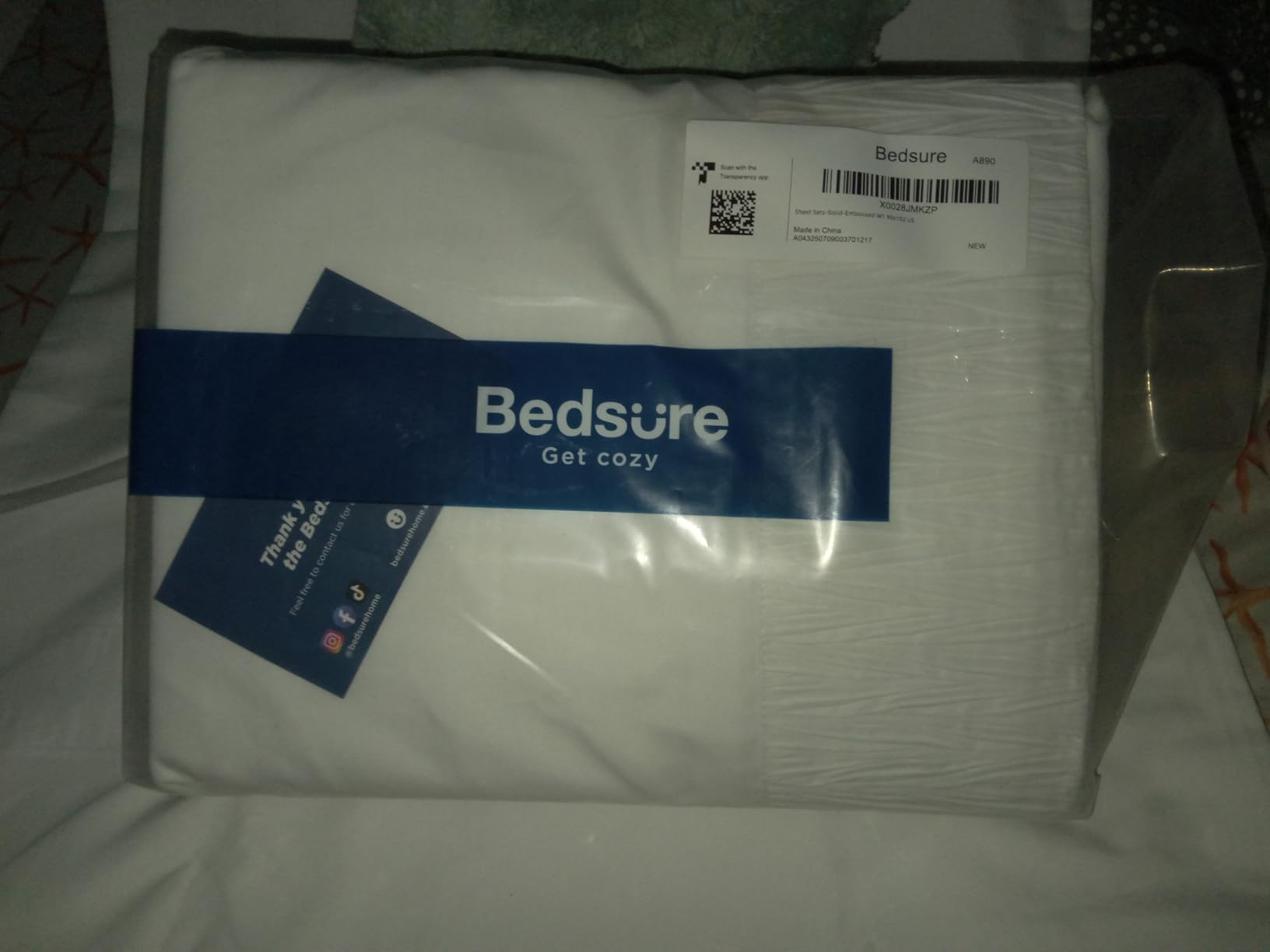 Bedsure Queen Sheet Set - 4 Pieces Soft Queen Size Sheets - Breathable & Cooling - Hotel Luxury - Easy Care Polyester Microfiber Bedding for Women, Men, Dark Grey - Customer Photo 1