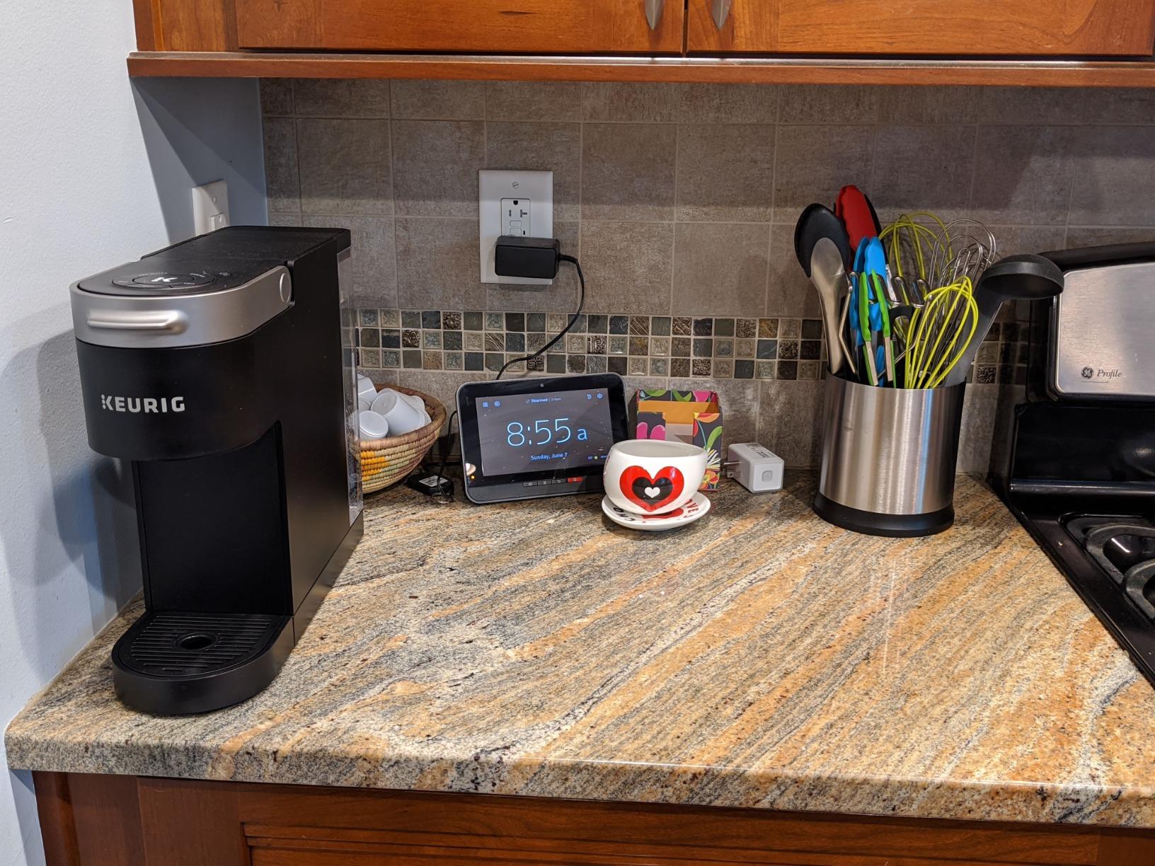 Keurig K-Slim Single Serve K-Cup Pod Coffee Maker, Multistream Technology, 3 Brew Sizes, Slim and Sleek Design, 46oz Removable Reservoir, Black Customer Review Keurig K-Slim Single Serve K-Cup Pod Coffee Maker, Multistream Technology, 3 Brew Sizes, Slim and Sleek Design, 46oz Removable Reservoir, Black - Customer Photo 2