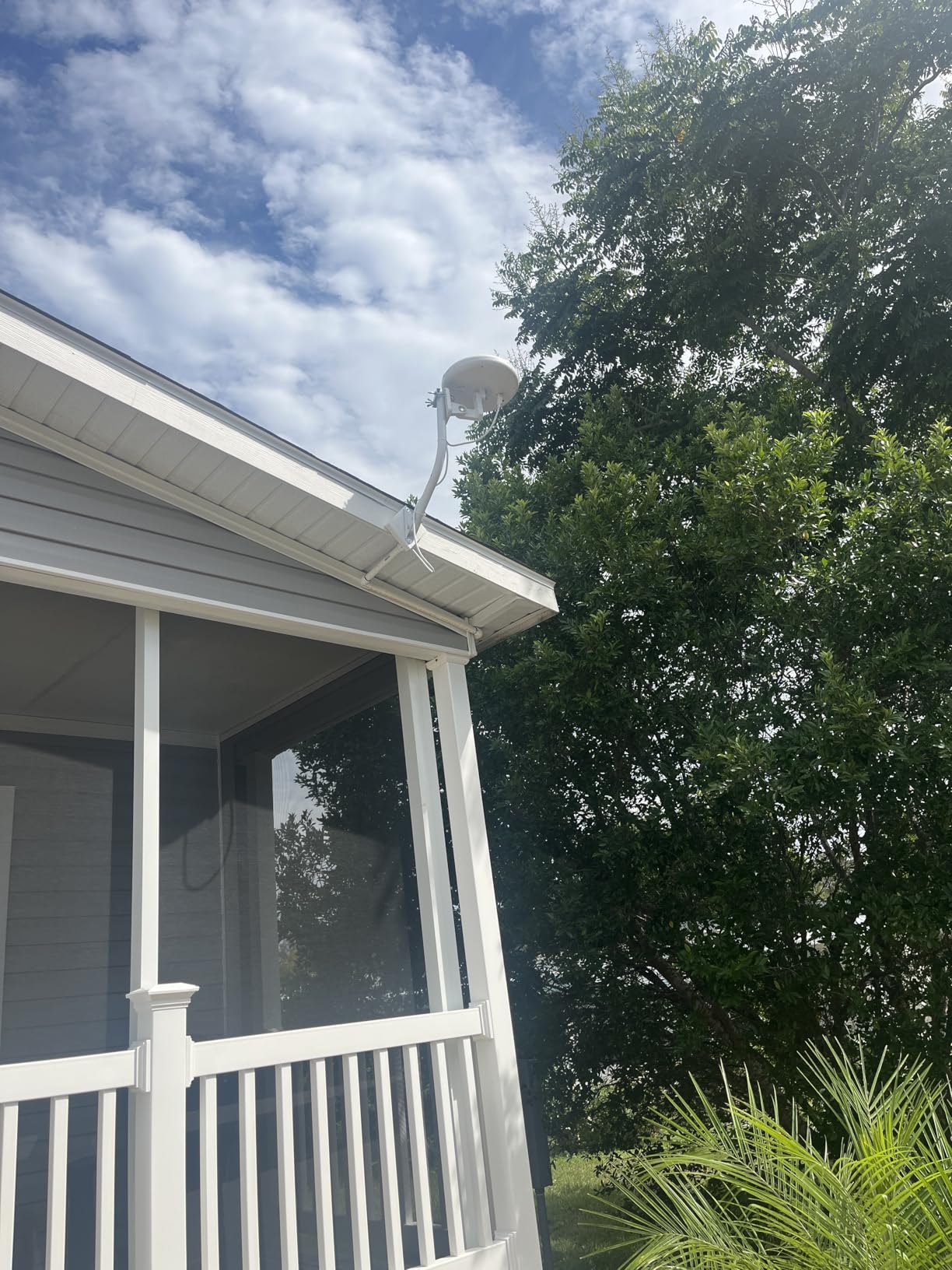 1byone Outdoor TV Antenna 360° Omni-Directional Extended Range Reception Enhance VHF&UHF 4K Ready HDTV Antenna with Added Stability for Outdoor/Attic/RV Use - 39ft RG6 Coax Cable Customer Review 1byone Outdoor TV Antenna 360° Omni-Directional Extended Range Reception Enhance VHF&UHF 4K Ready HDTV Antenna with Added Stability for Outdoor/Attic/RV Use - 39ft RG6 Coax Cable - Customer Photo 1