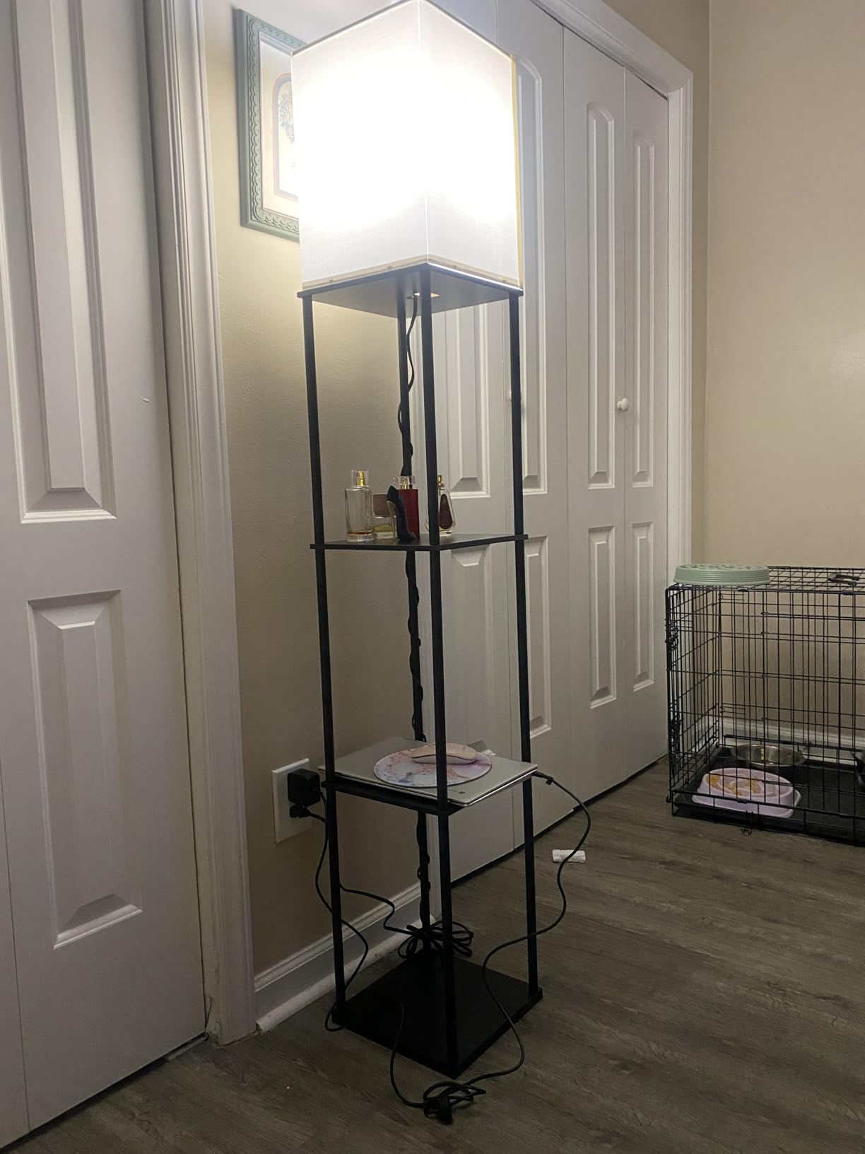 SUNMORY Floor Lamp with Shelves, Modern Square Standing Lamp with 3 Color Temperature Bulb, Corner Display Bookshelf Lamp for Living Room and Bedroom(Black) - Customer Photo 1