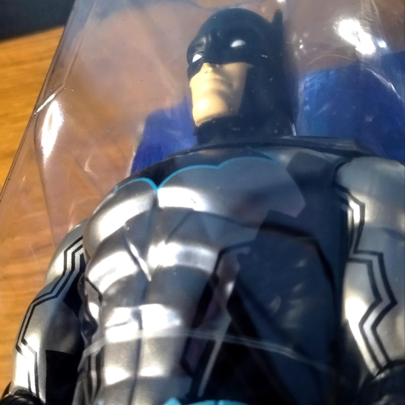 Batman 12-inch Attack Tech Batman Action Figure (Black Suit), Kids Toys for Boys and Girls Ages 3 and up - Customer Photo 2