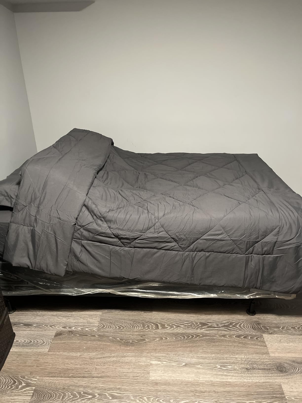 CozyLux Queen Comforter Set Black - Bed in a Bag Queen Size 7 Pieces, Luxury Soft Bed Set for All Seasons, Bedding Set with Down Alternative Comforter, Sheets, Pillowcases & Shams - Customer Photo 5