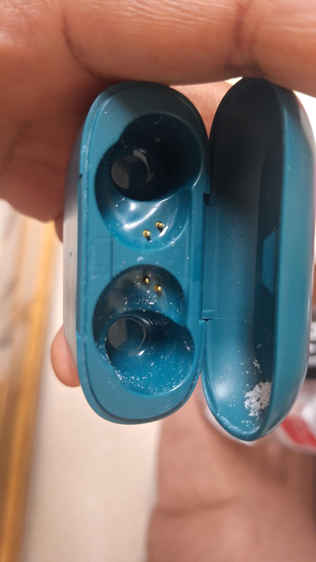 JLab Go Air Pop True Wireless Bluetooth Earbuds + Charging Case, Slate, Dual Connect, IPX4 Sweat Resistance, Bluetooth 5.1 Connection, 3 EQ Sound Settings Signature, Balanced, Bass Boost - Customer Photo 2