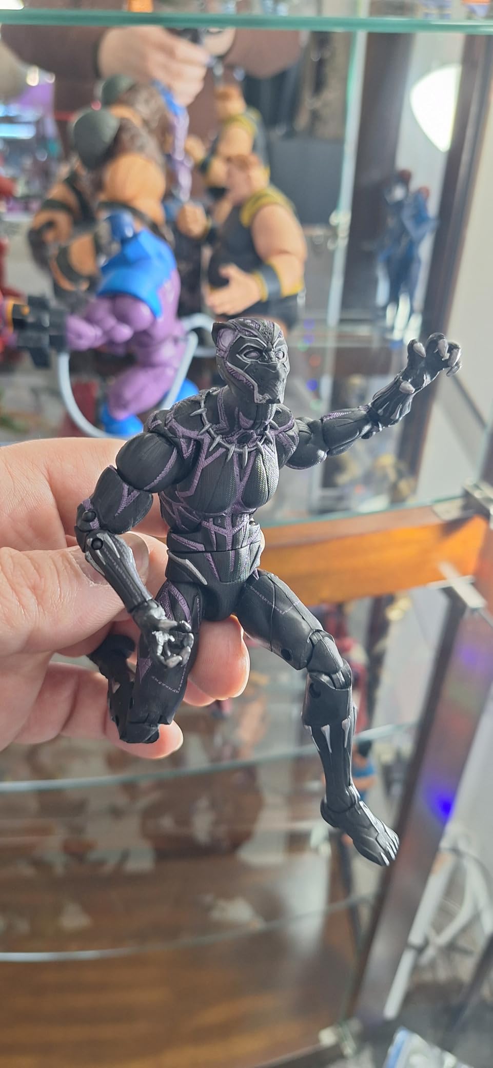 Marvel Legends Series Black Panther Legacy Collection Black Panther 6-inch Action Figure Collectible Toy, 3 Accessories - Customer Photo 1