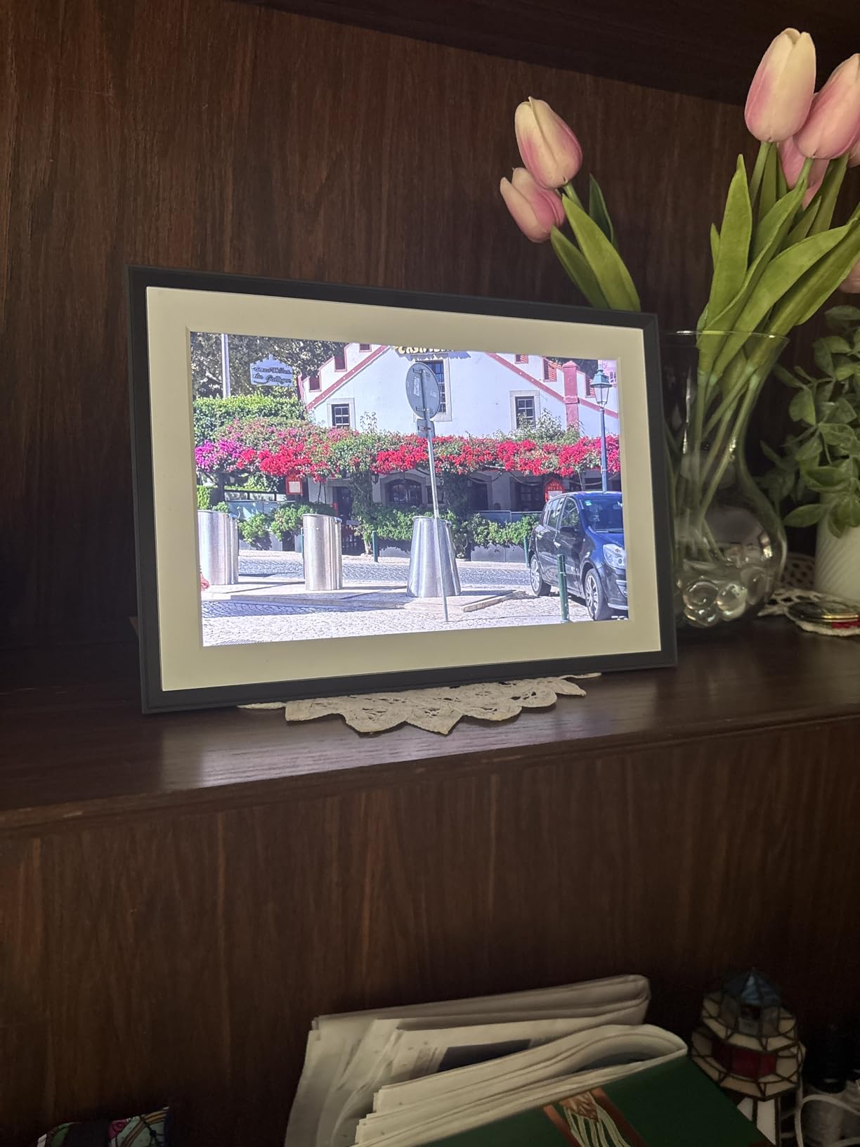 Aura Digital Picture Frame - 10.1 Aura Digital Picture Frame - 10.1