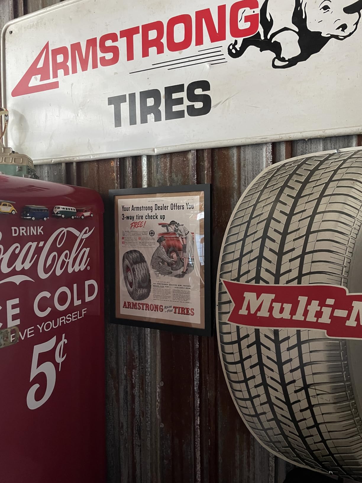 BESCRCL 8x10 Picture Frame Black Set of 6, Display Pictures 5x7 with Mat or 8x10 Without Mat for Wall Mounting or TableTop Customer Review BESCRCL 8x10 Picture Frame Black Set of 6, Display Pictures 5x7 with Mat or 8x10 Without Mat for Wall Mounting or TableTop - Customer Photo 1