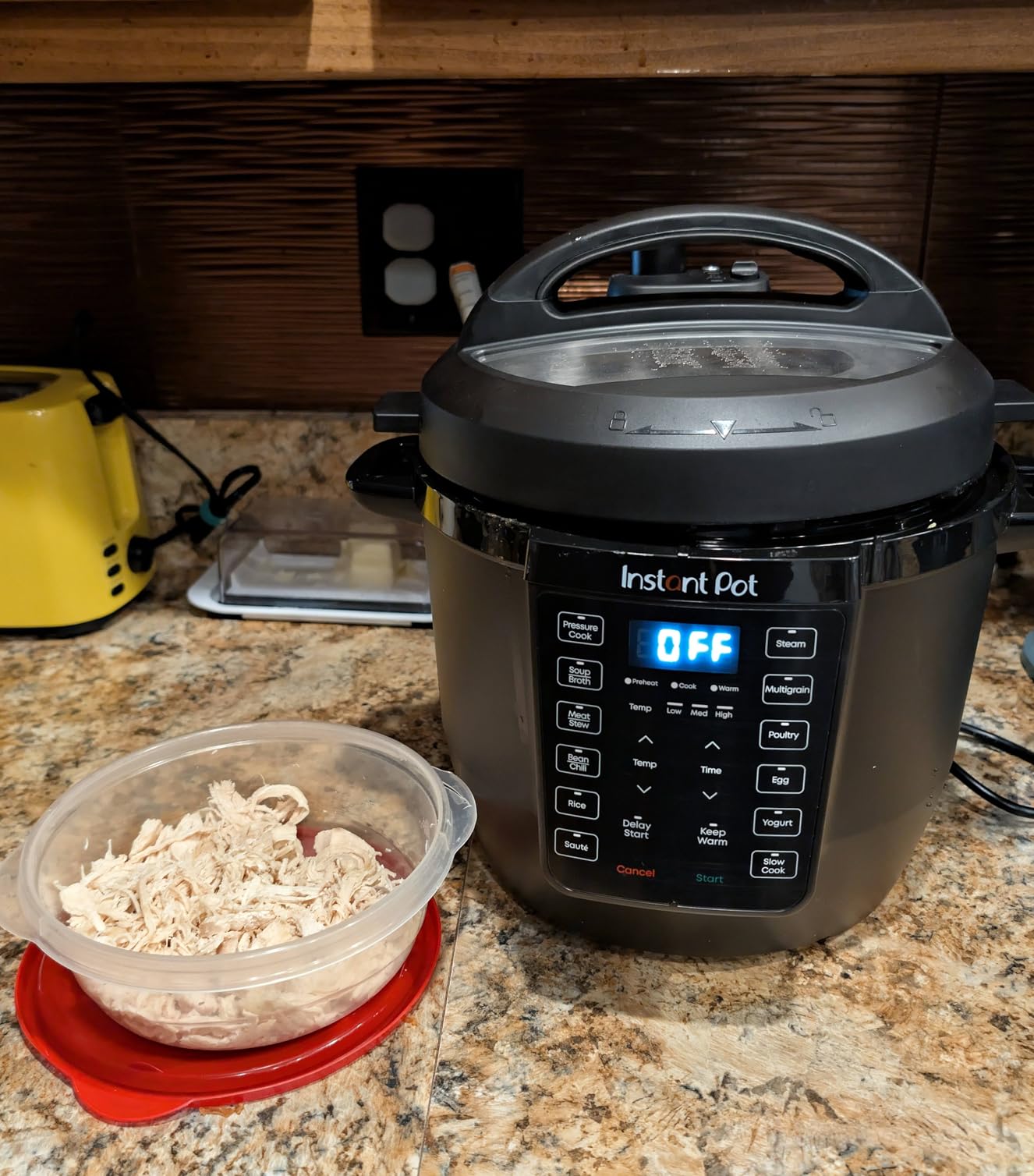 Instant Pot 6QT RIO 7-in-1 Multi-Cooker, Pressure Cooker, Slow cook, Sauté, Steam, Rice Maker, Yogurt, & Warmer, Black, 6 Quarts - Customer Photo 1